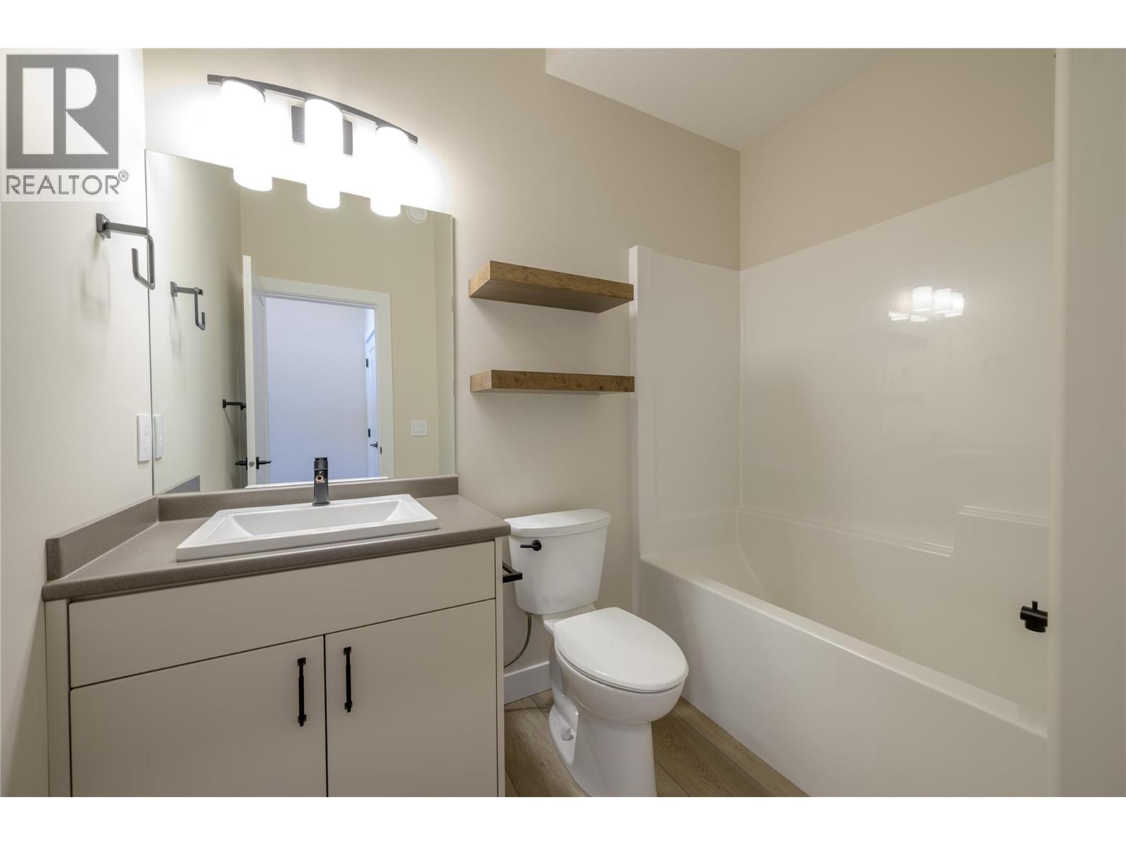 2138 Linfield Drive Property Photo 35