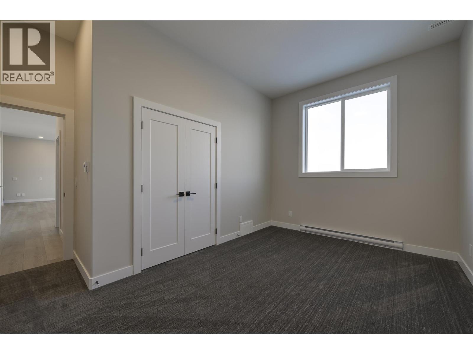 2138 Linfield Drive Property Photo 41