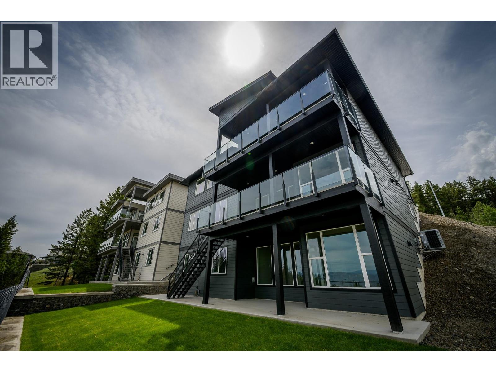 2138 Linfield Drive Property Photo 48