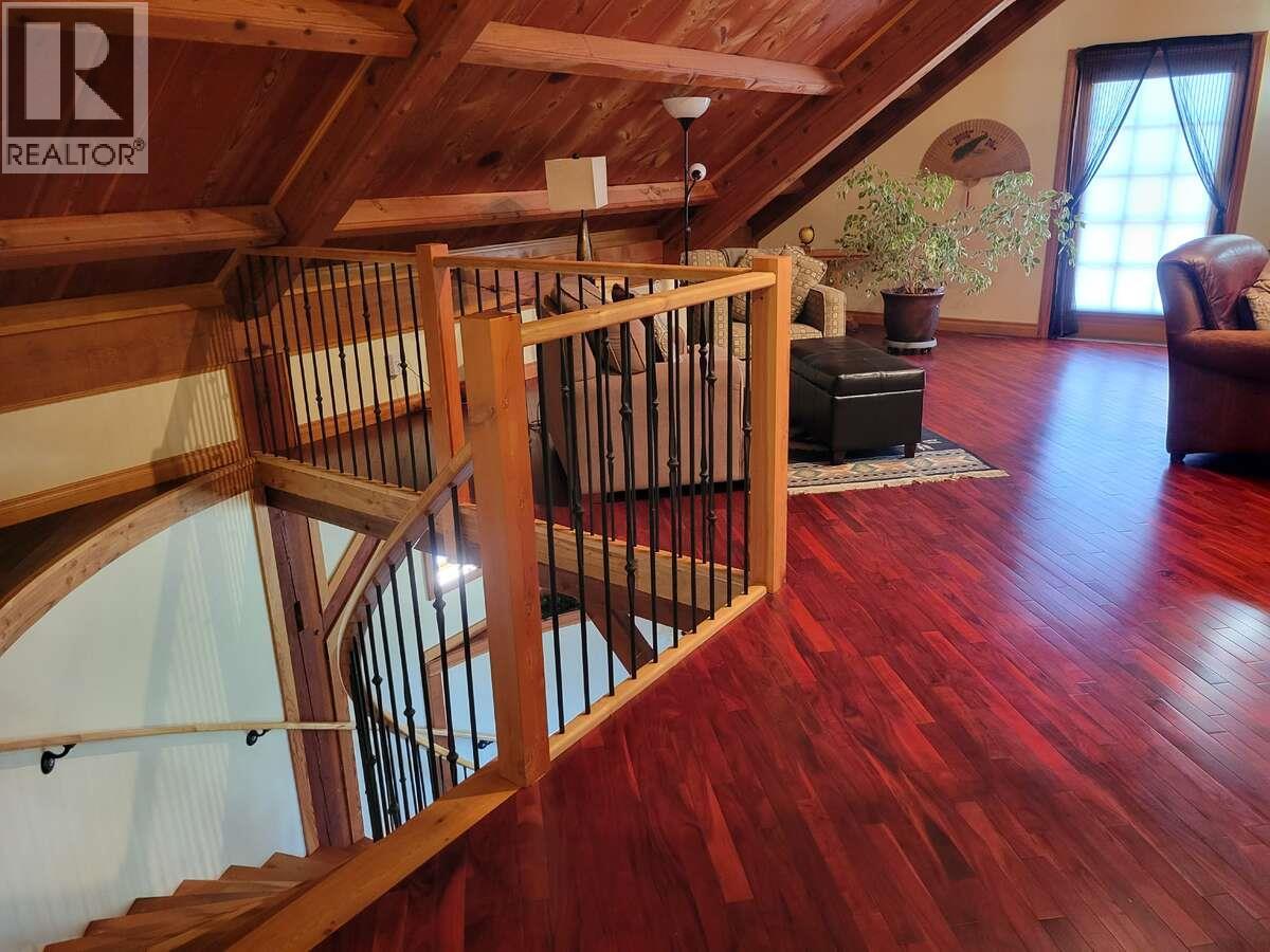 2626 Middle Bench Road Property Photo 20