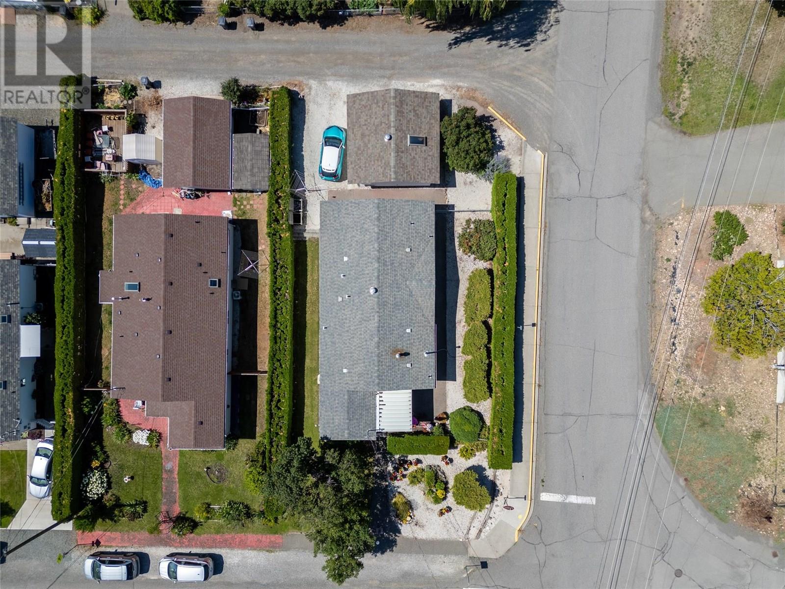 1396 Government Street Property Photo 1