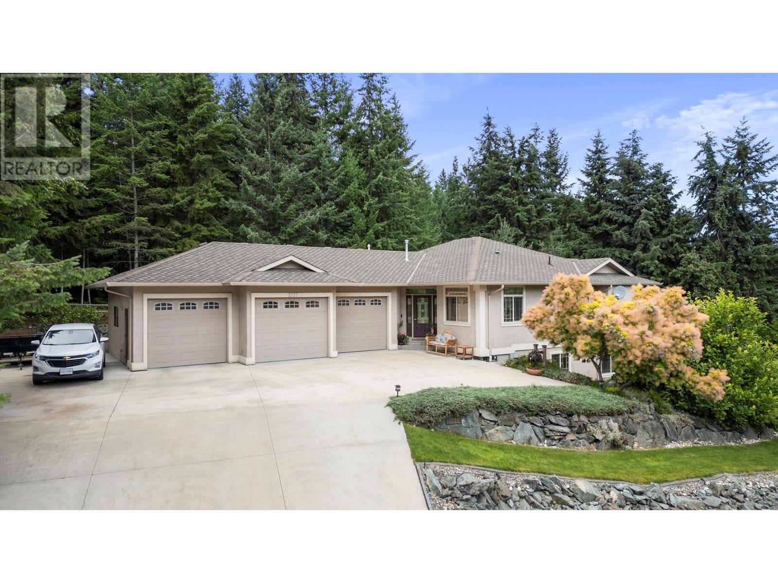 2777 Mountview Drive Property Photo 1