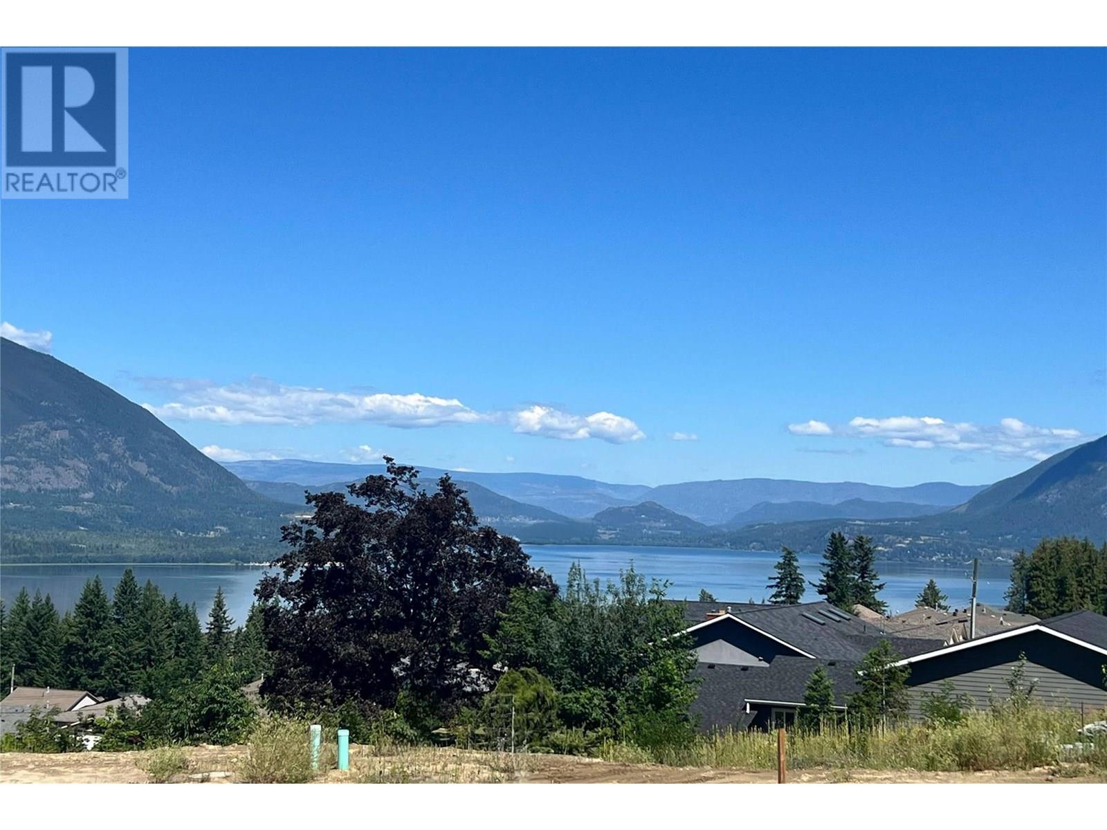 1181 16 Avenue Se Property Photo 1