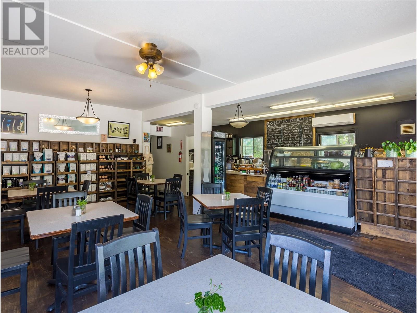 6342 6 Highway Property Photo 3