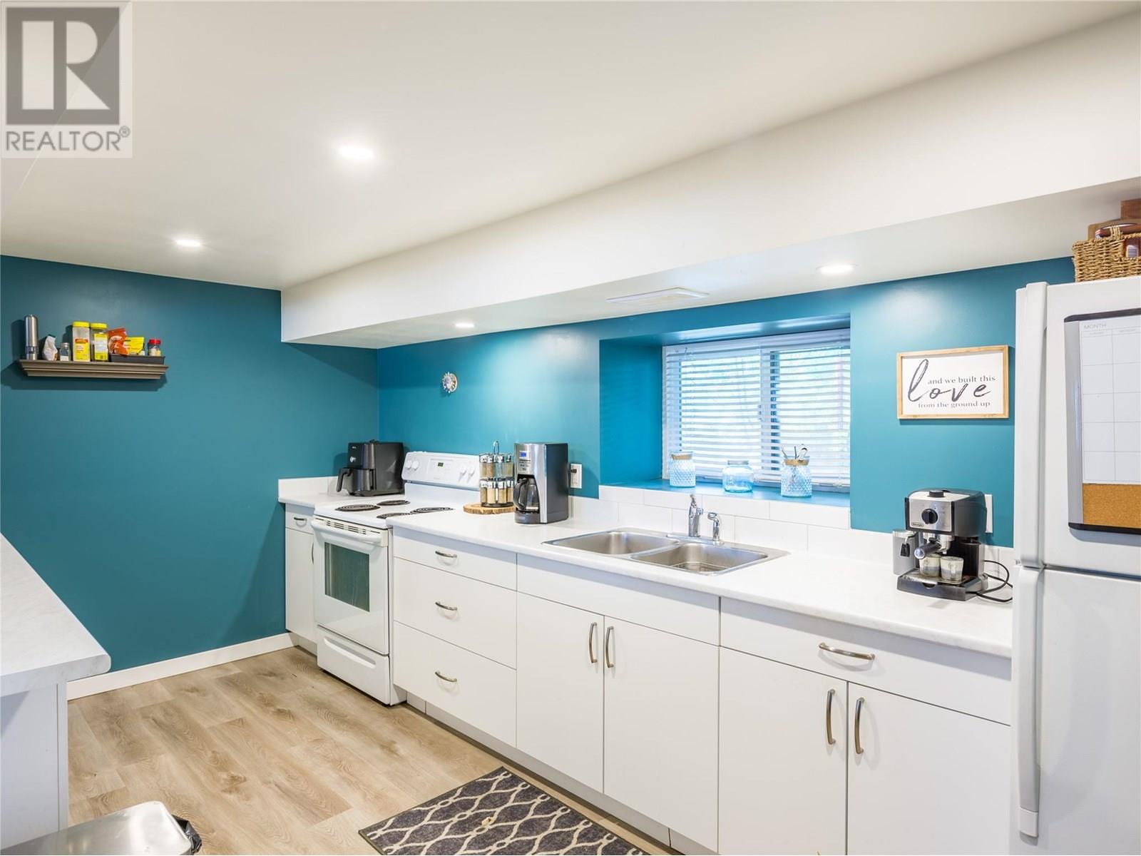 6342 6 Highway Property Photo 14