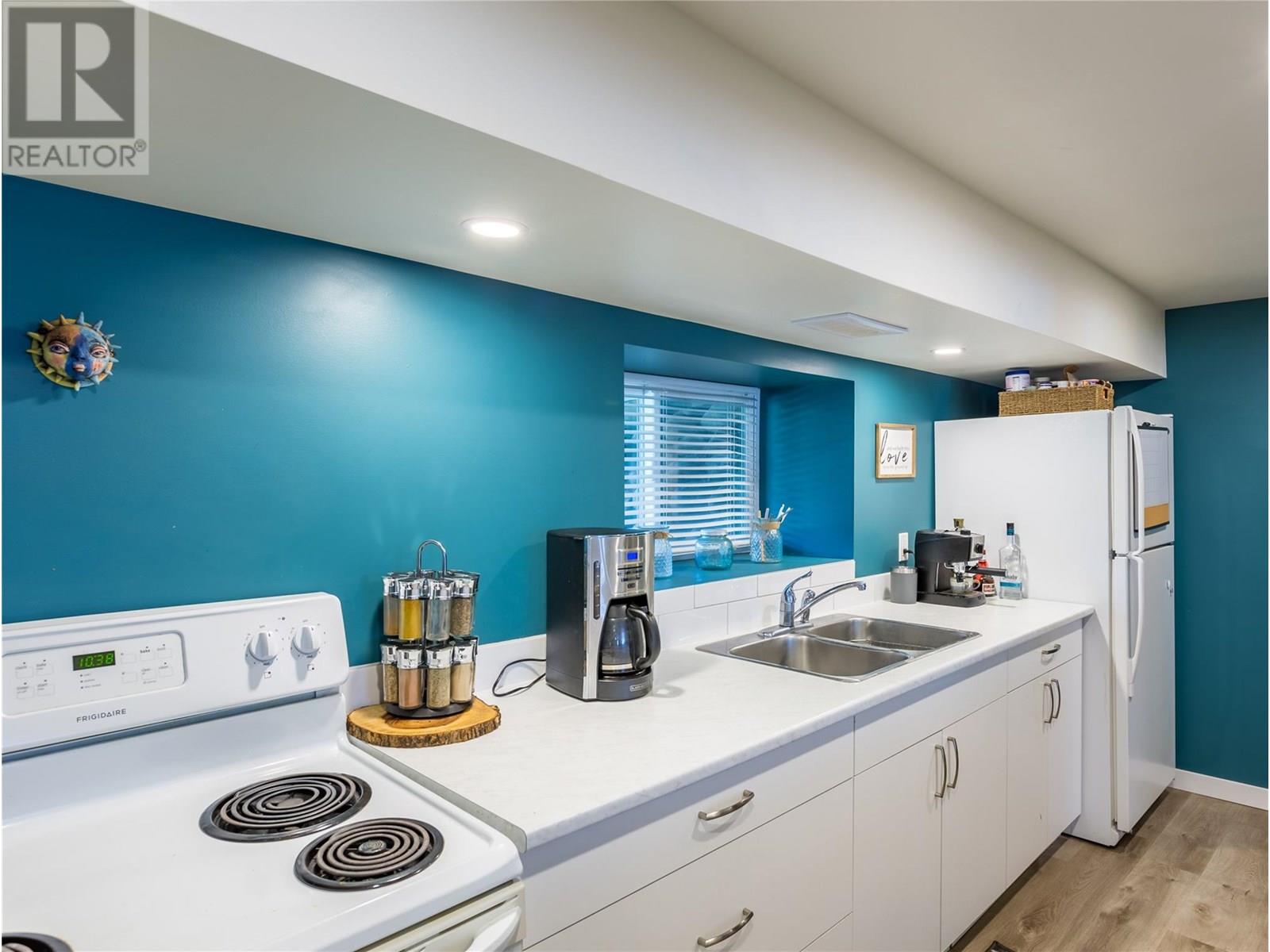 6342 6 Highway Property Photo 15