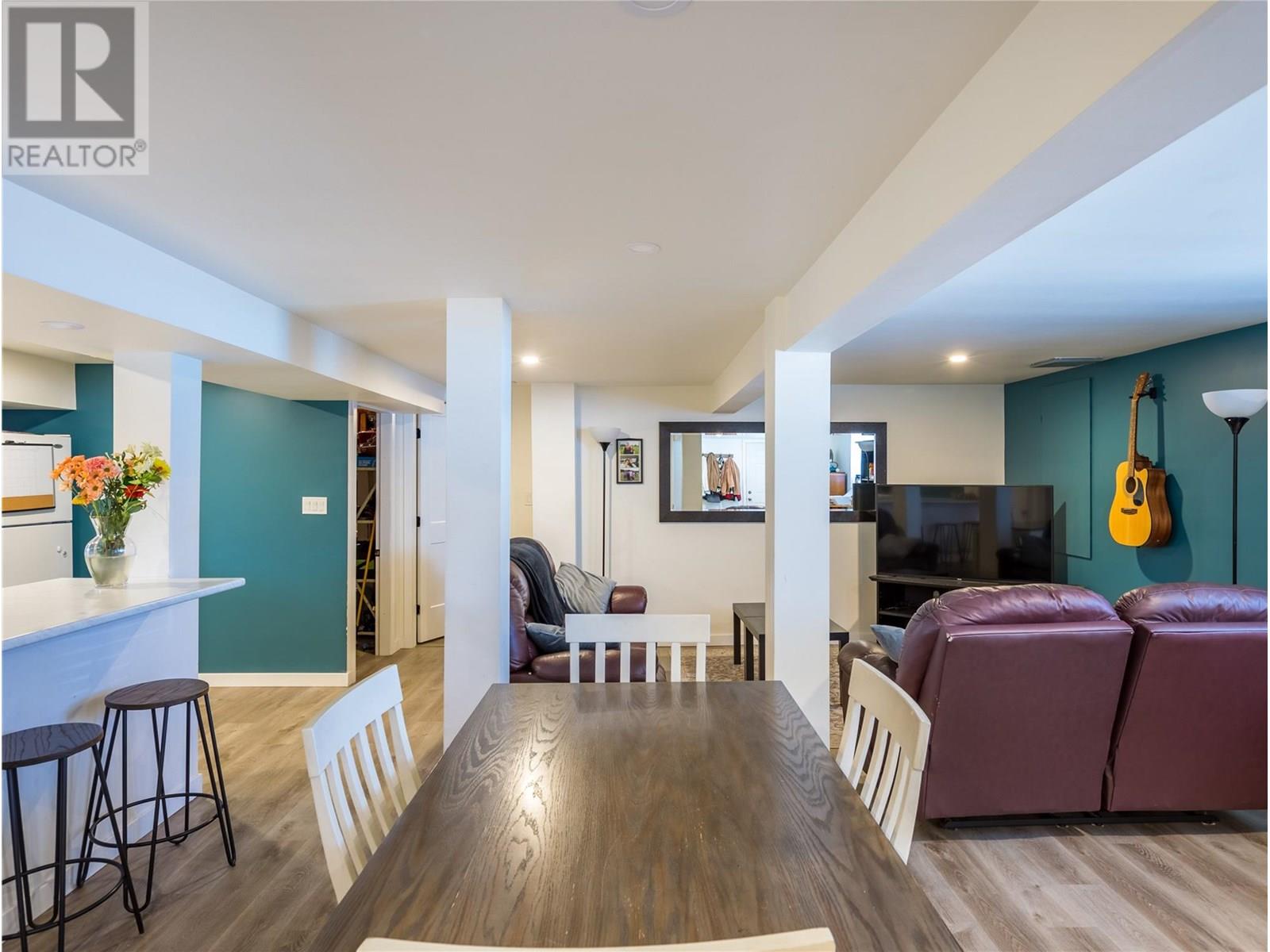 6342 6 Highway Property Photo 17