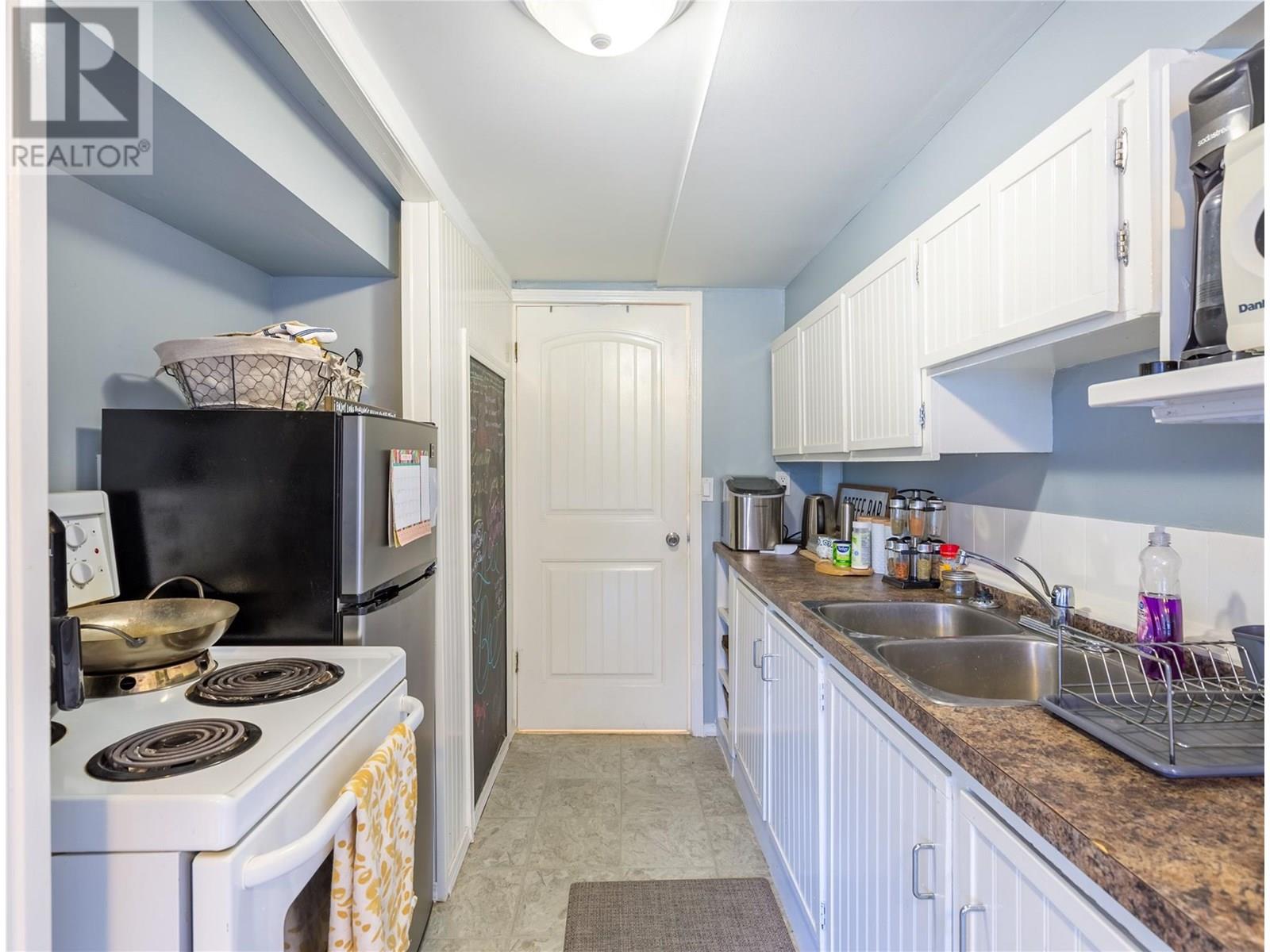 6342 6 Highway Property Photo 27