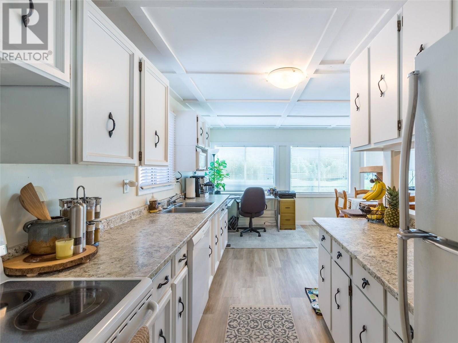 6342 6 Highway Property Photo 38