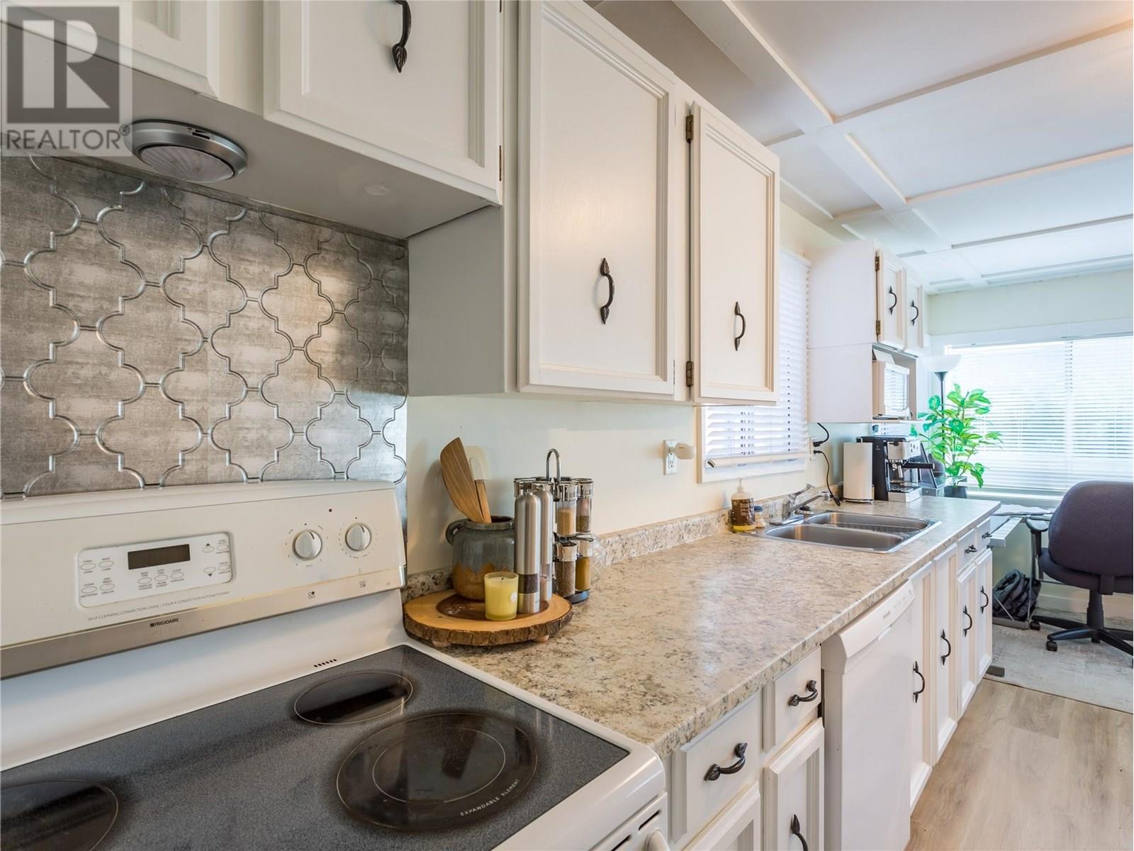 6342 6 Highway Property Photo 39