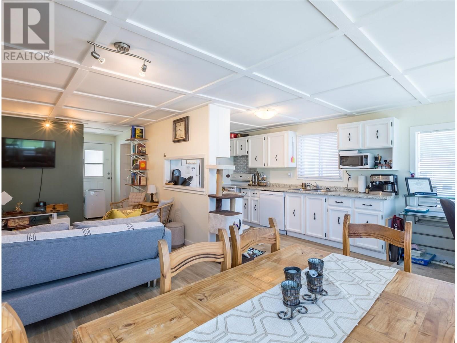 6342 6 Highway Property Photo 43