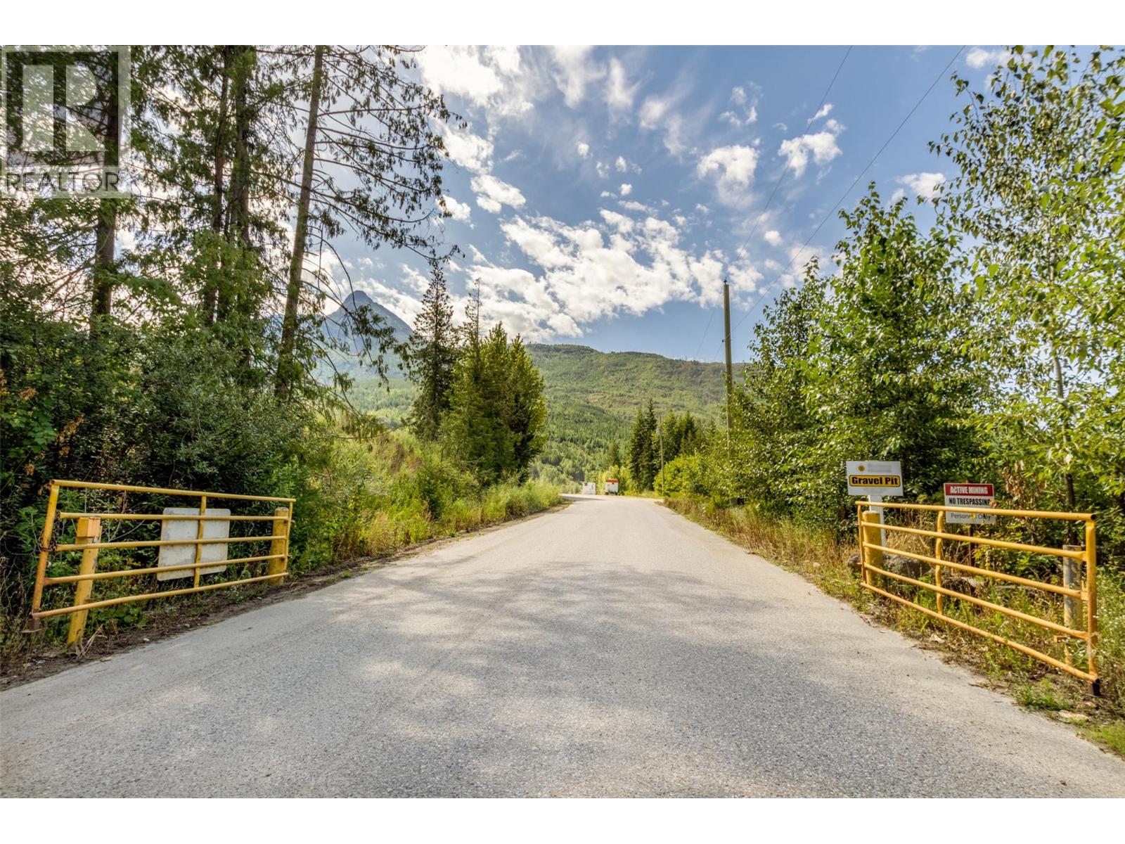 5100 45 Street Sw Property Photo 1