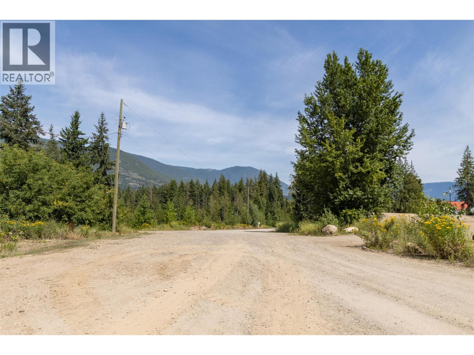 5100 45 Street Sw Property Photo 11