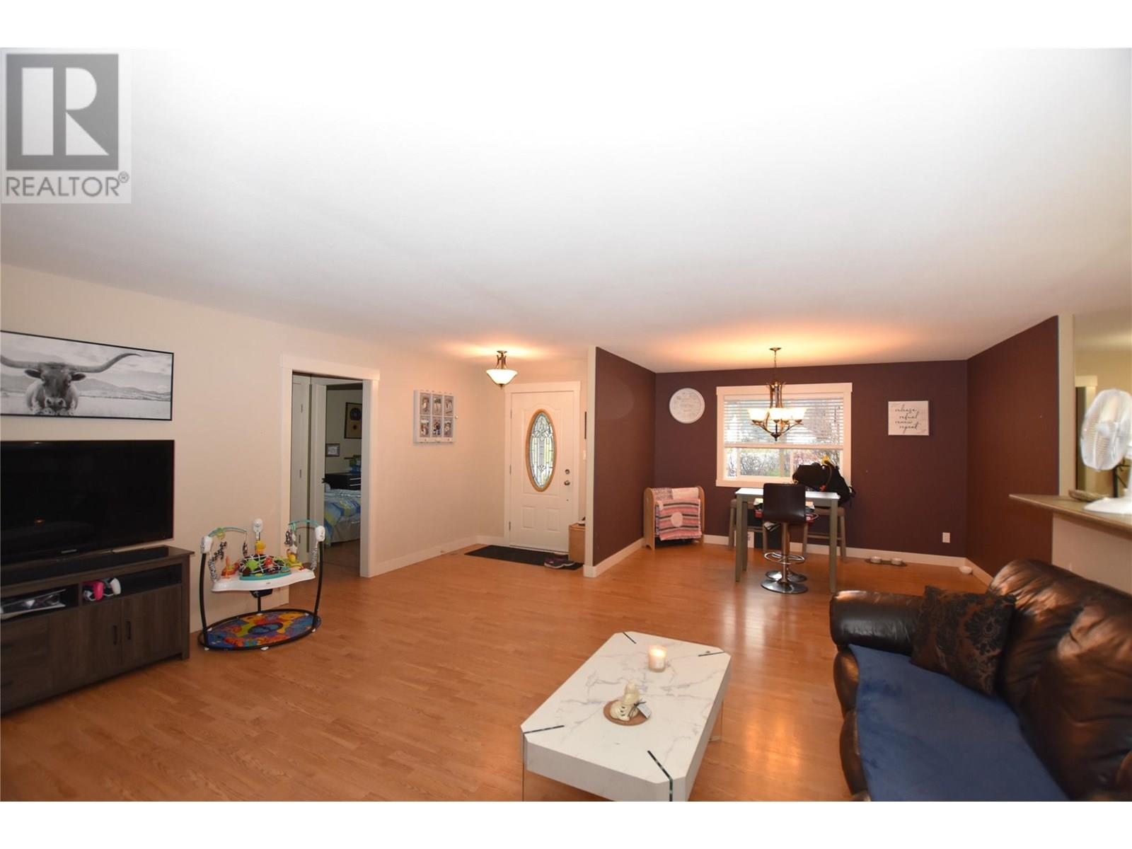 458 Ibis Avenue Property Photo 13
