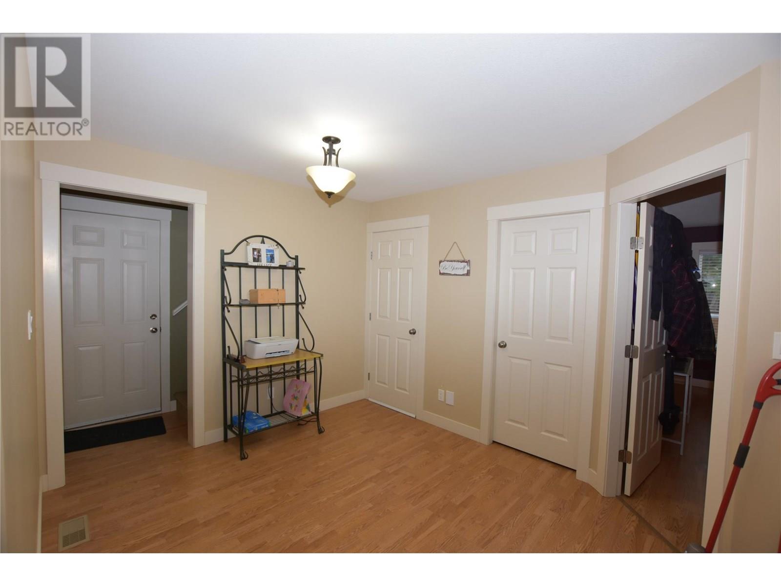 458 Ibis Avenue Property Photo 32