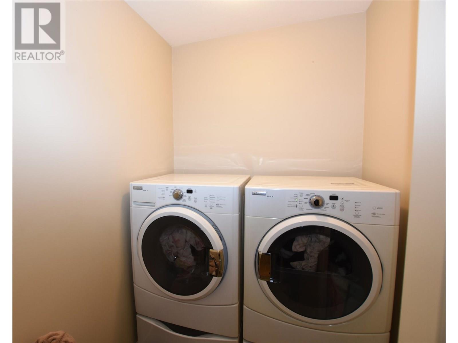 458 Ibis Avenue Property Photo 38