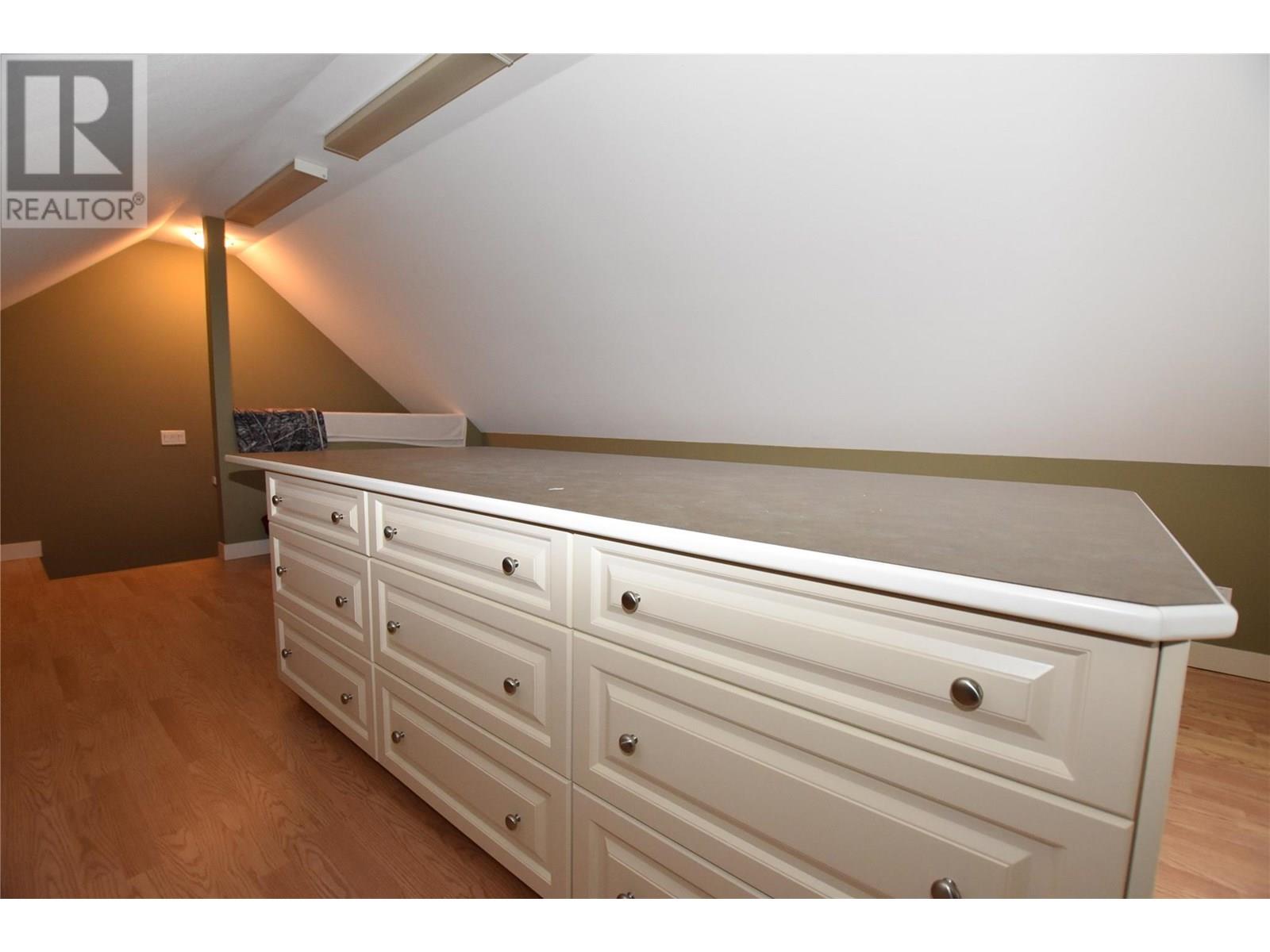 458 Ibis Avenue Property Photo 40