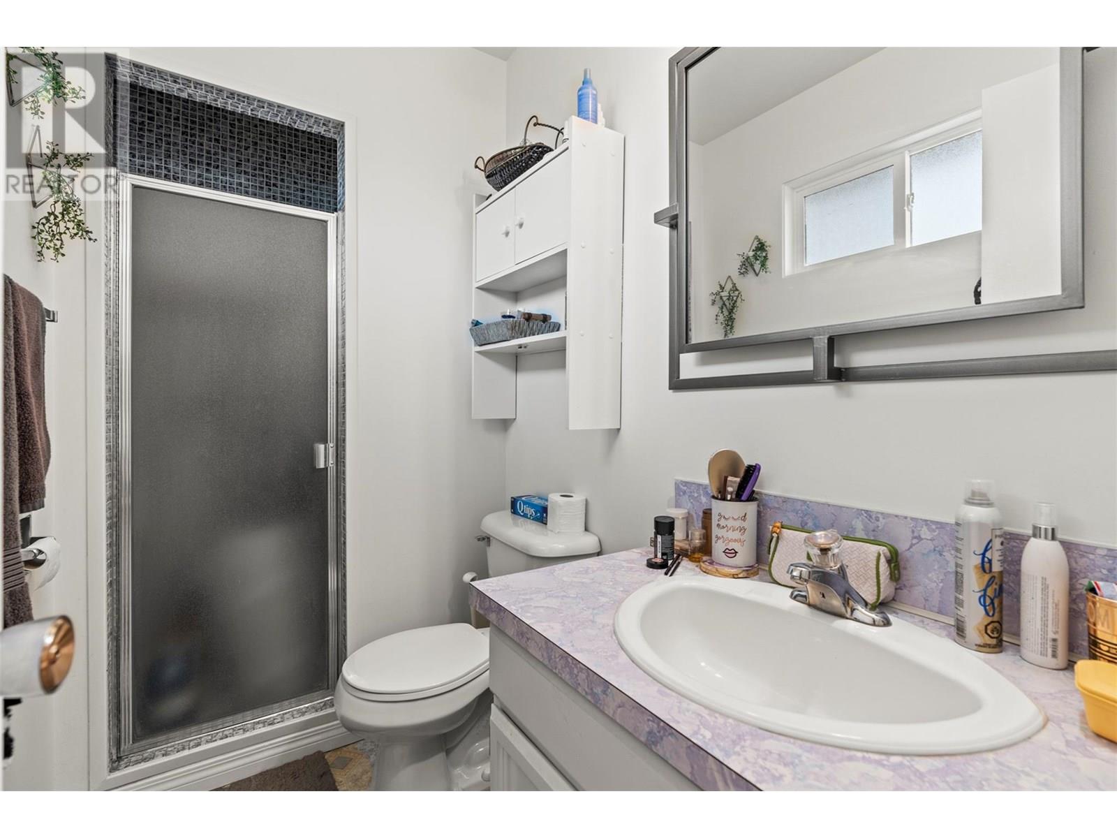 3927 16 Avenue Property Photo 18