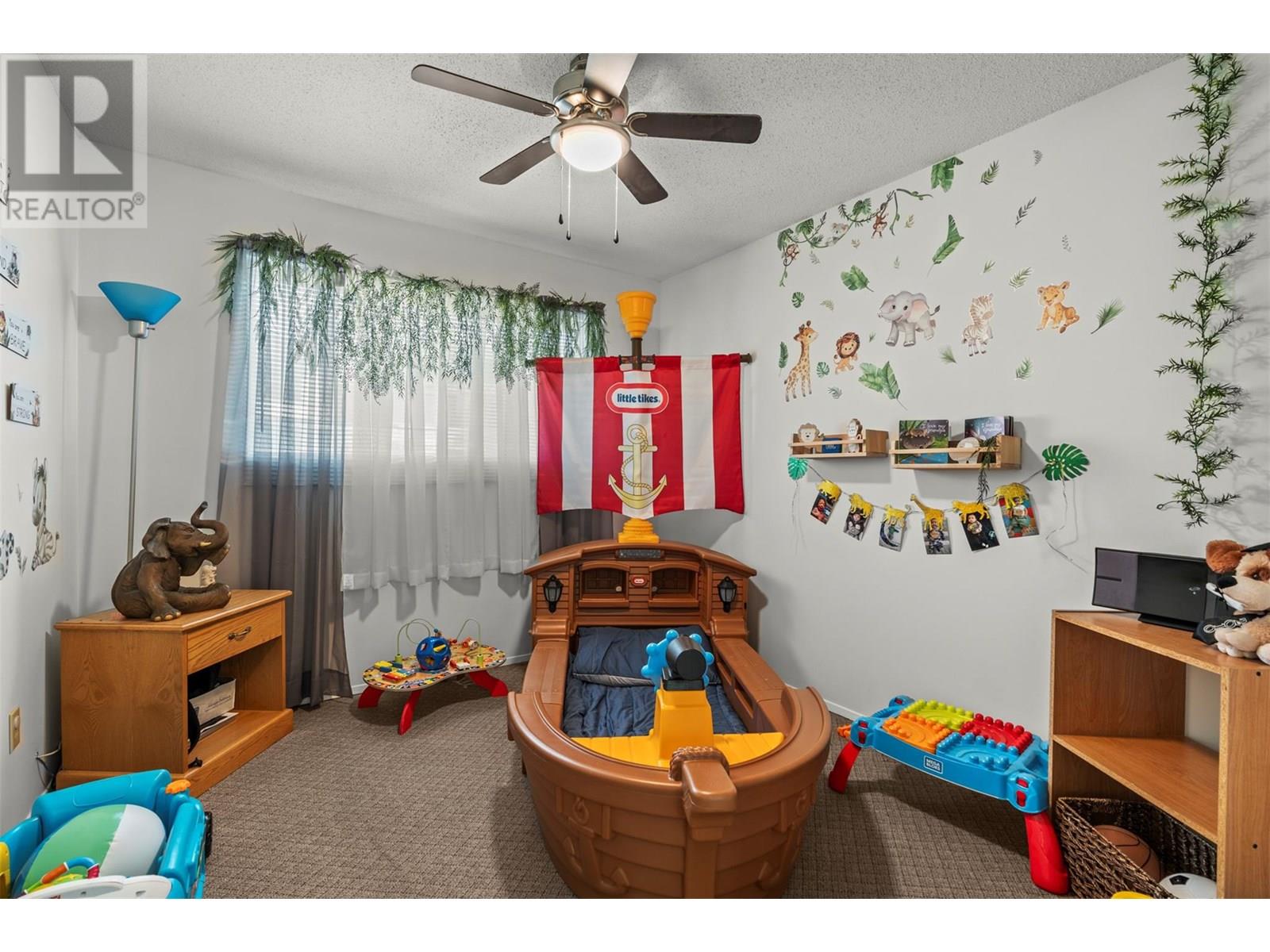 3927 16 Avenue Property Photo 24