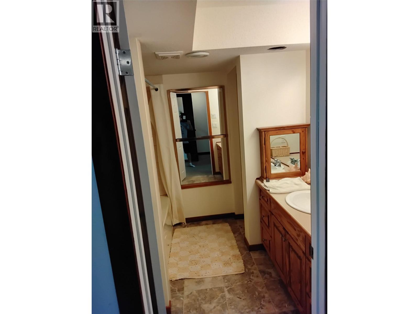453 13th Avenue Property Photo 18