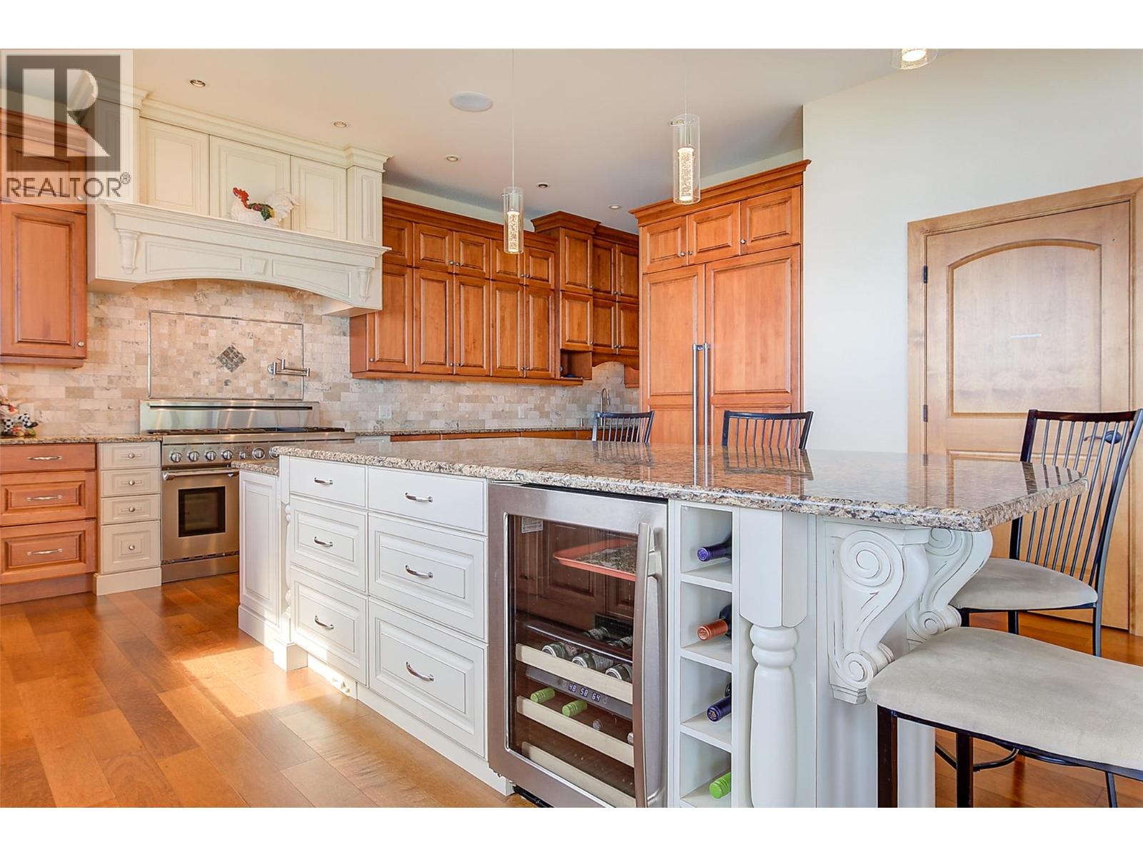 2513 Casa Palmero Drive Property Photo 11
