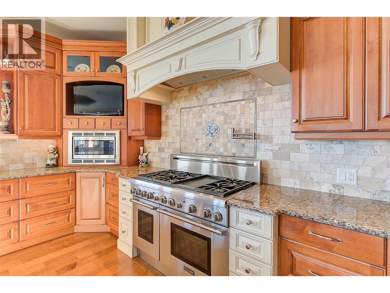 2513 Casa Palmero Drive Property Photo 12