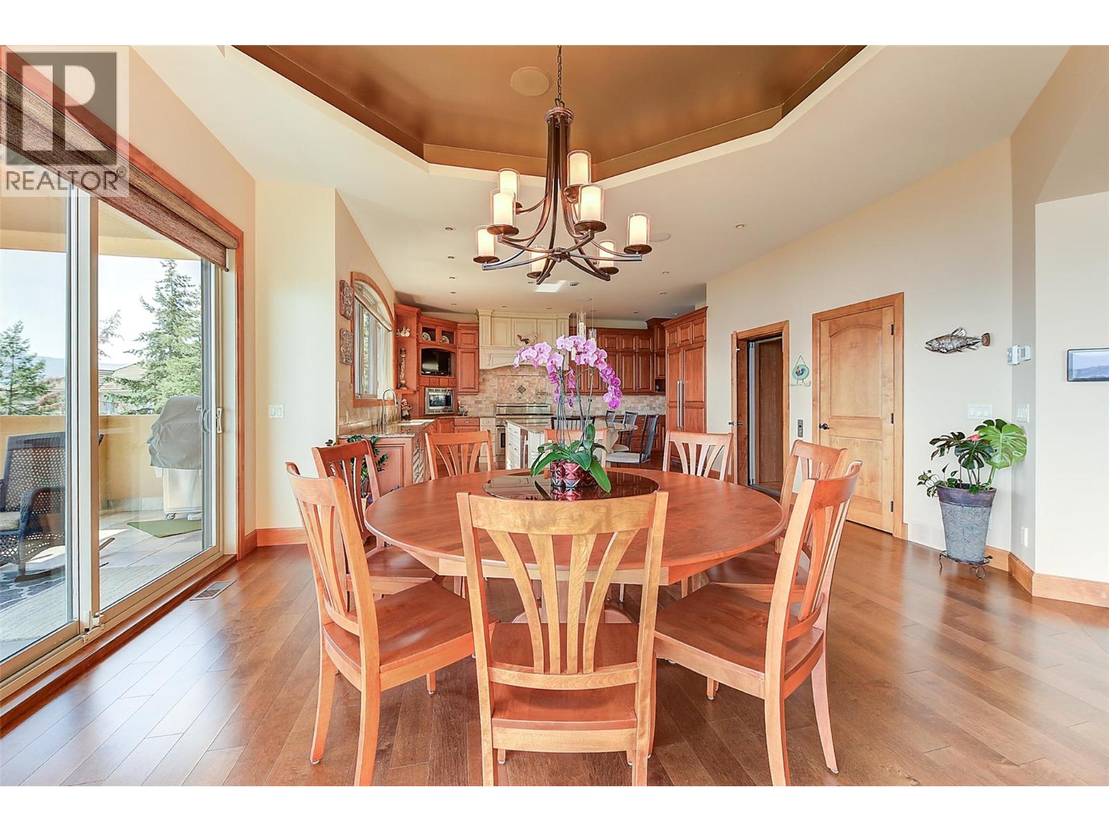 2513 Casa Palmero Drive Property Photo 17