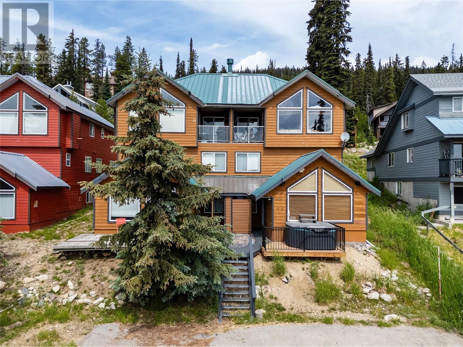 5965 Snow Pines Crescent Unit# D Property Photo 1