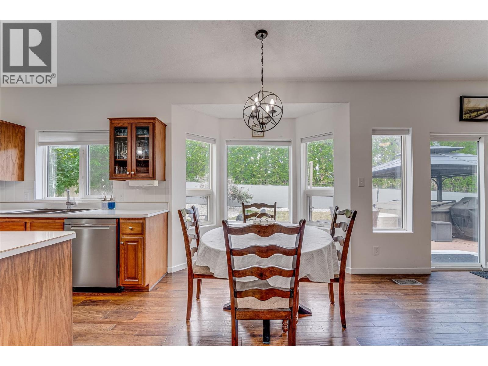 274 Country Estate Place Property Photo 10