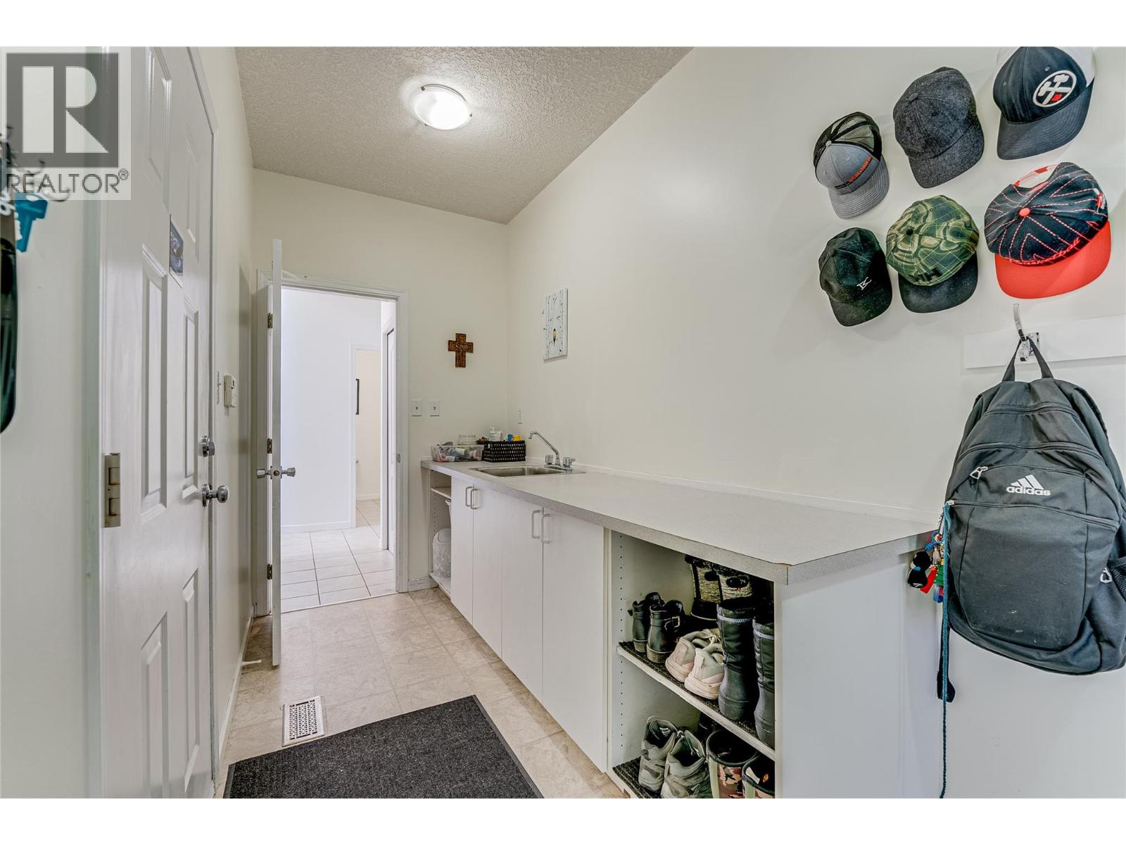 274 Country Estate Place Property Photo 16