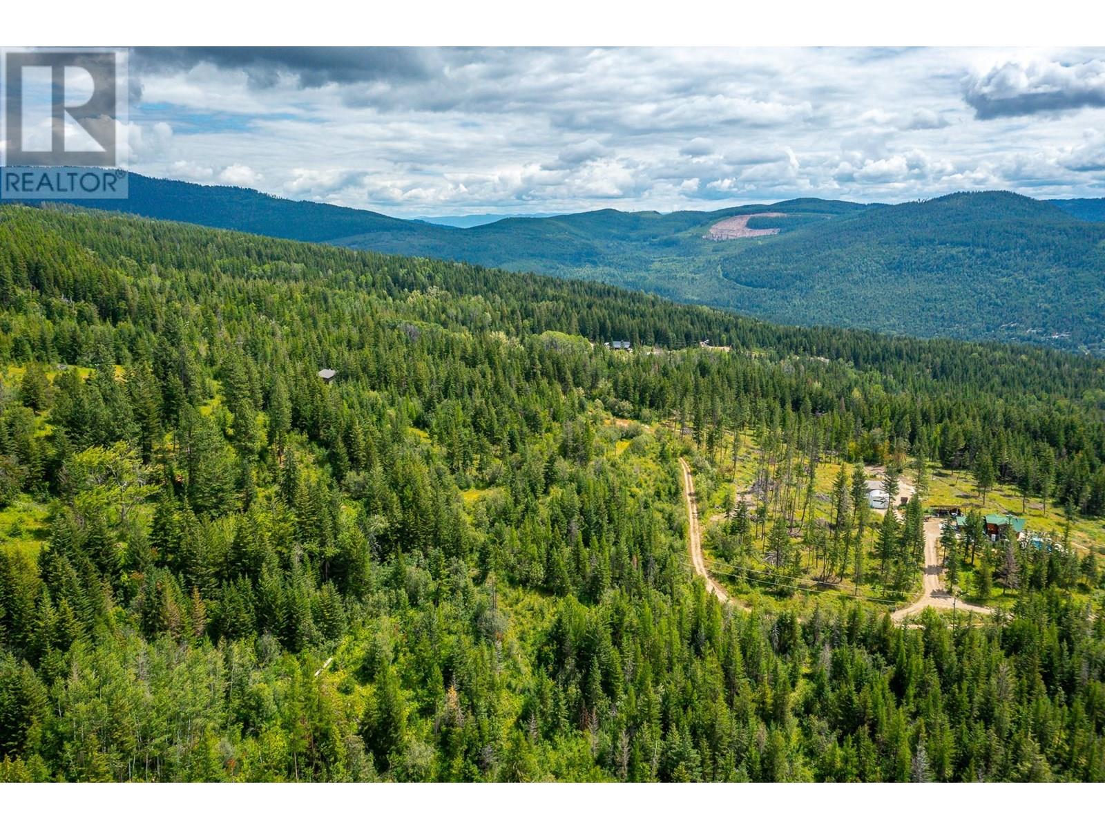 7928 Aspen Road Property Photo 3