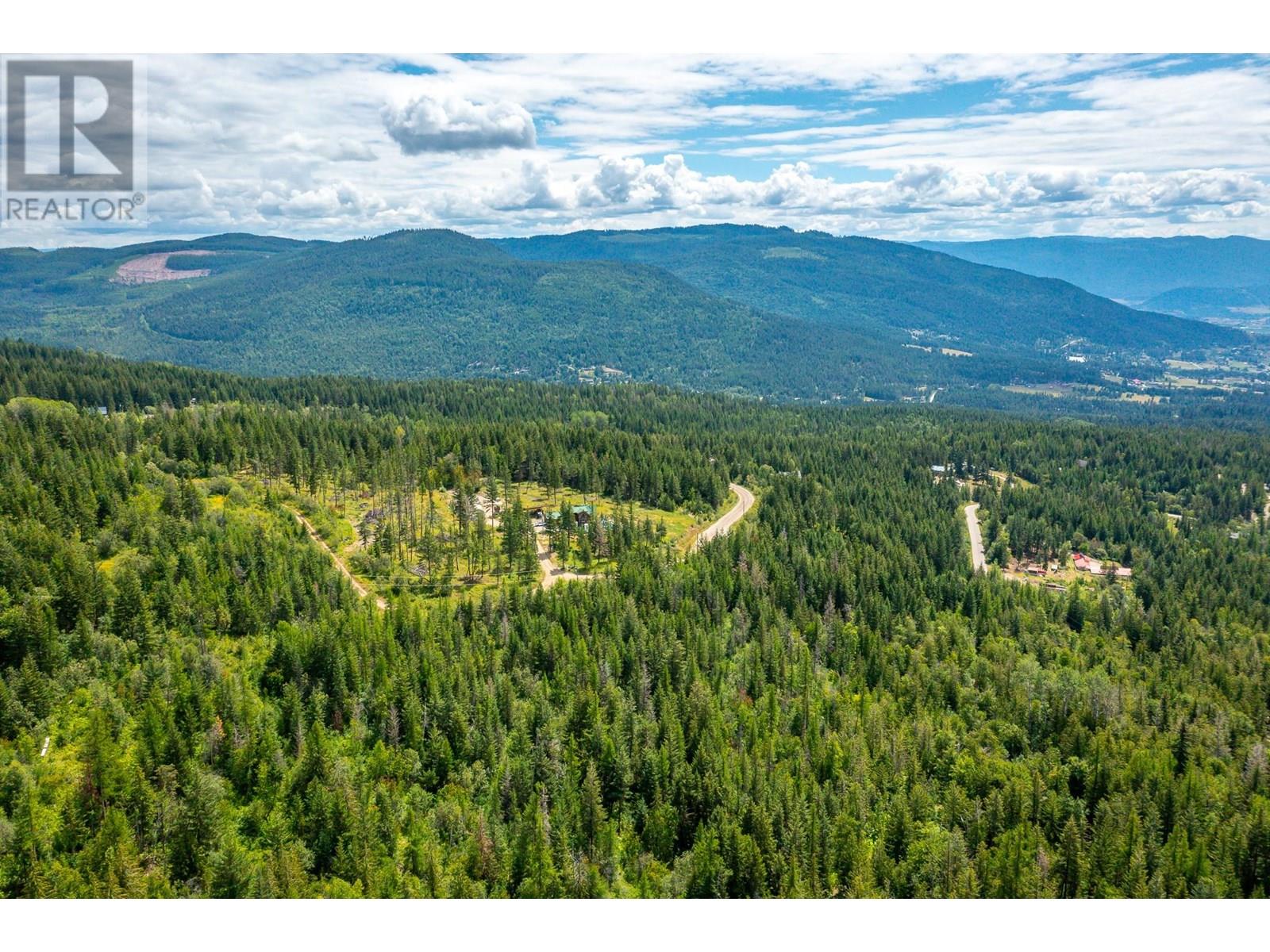 7928 Aspen Road Property Photo 4