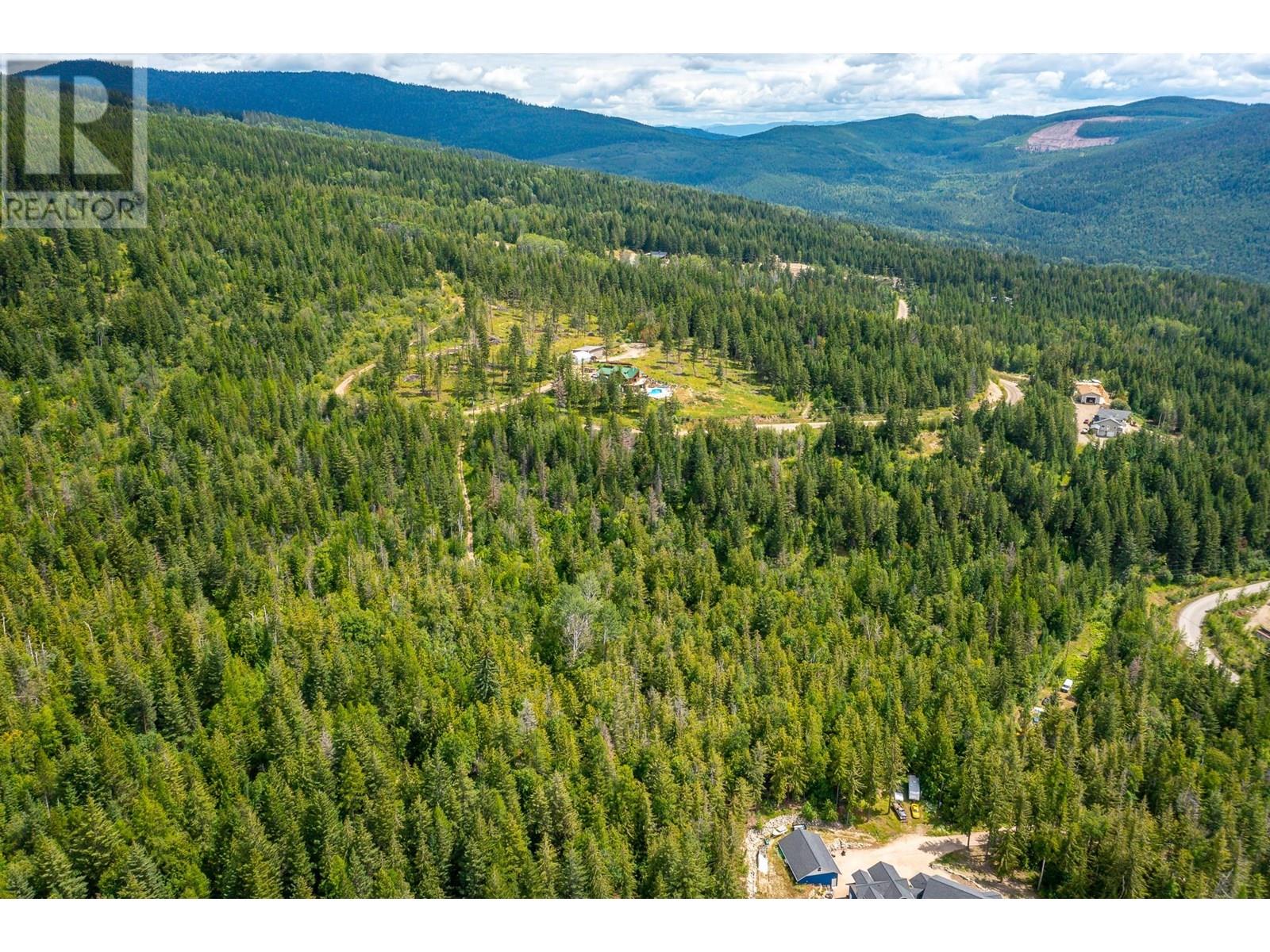 7928 Aspen Road Property Photo 5