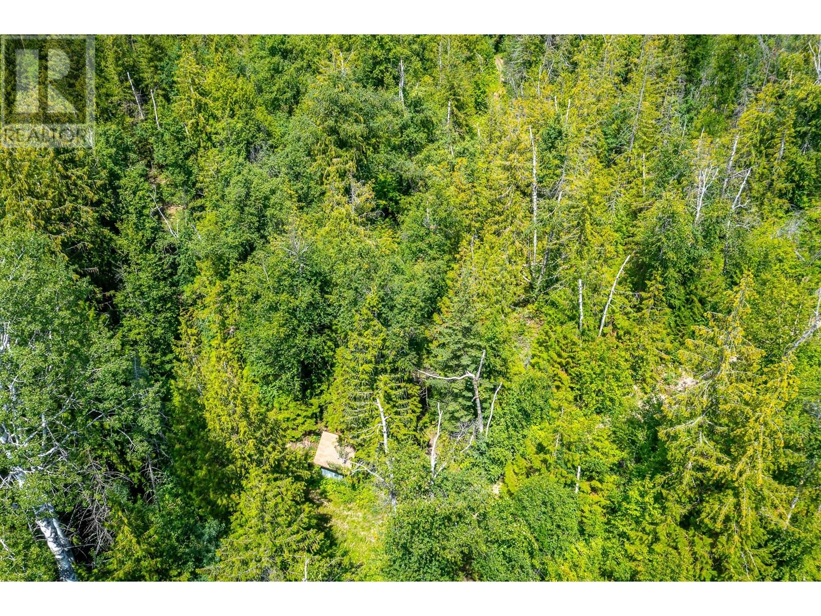 7928 Aspen Road Property Photo 6