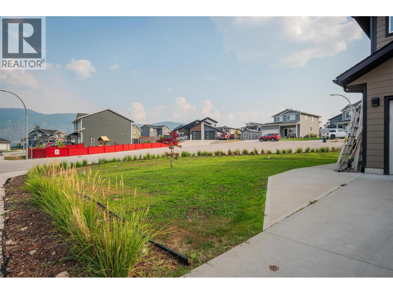 3904 Grandview Drive Property Photo 6