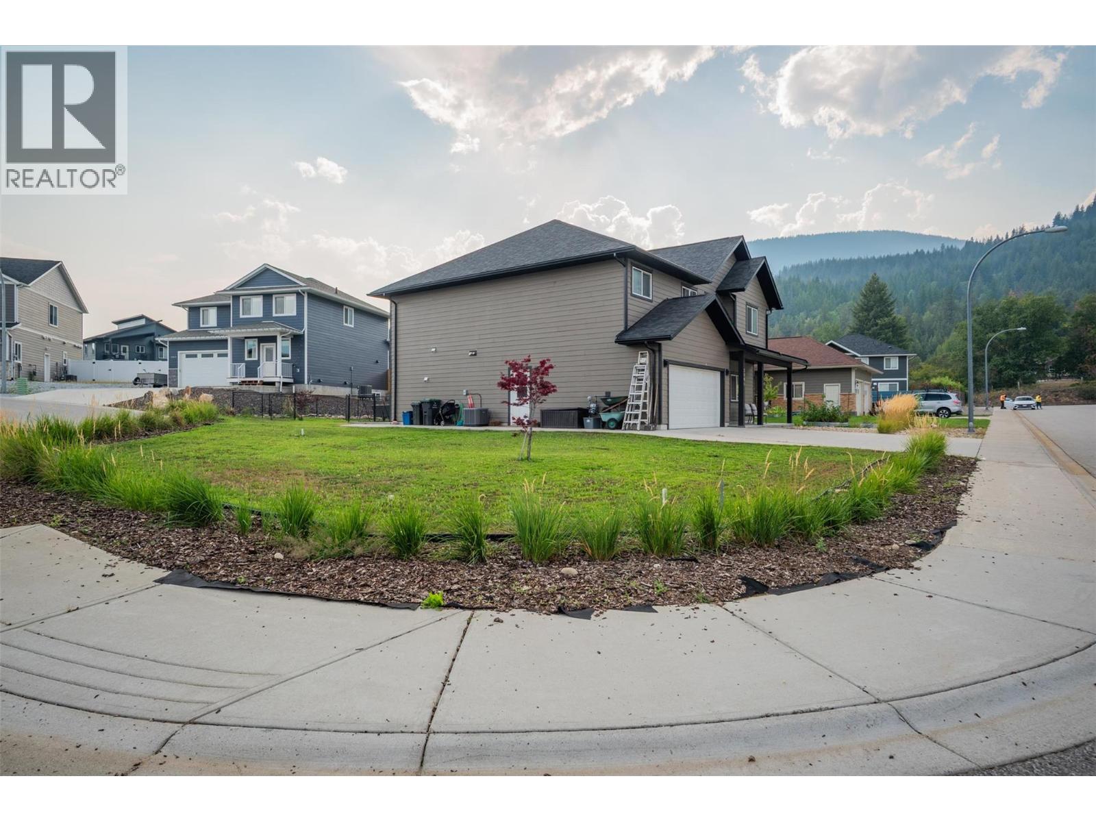 3904 Grandview Drive Property Photo 9