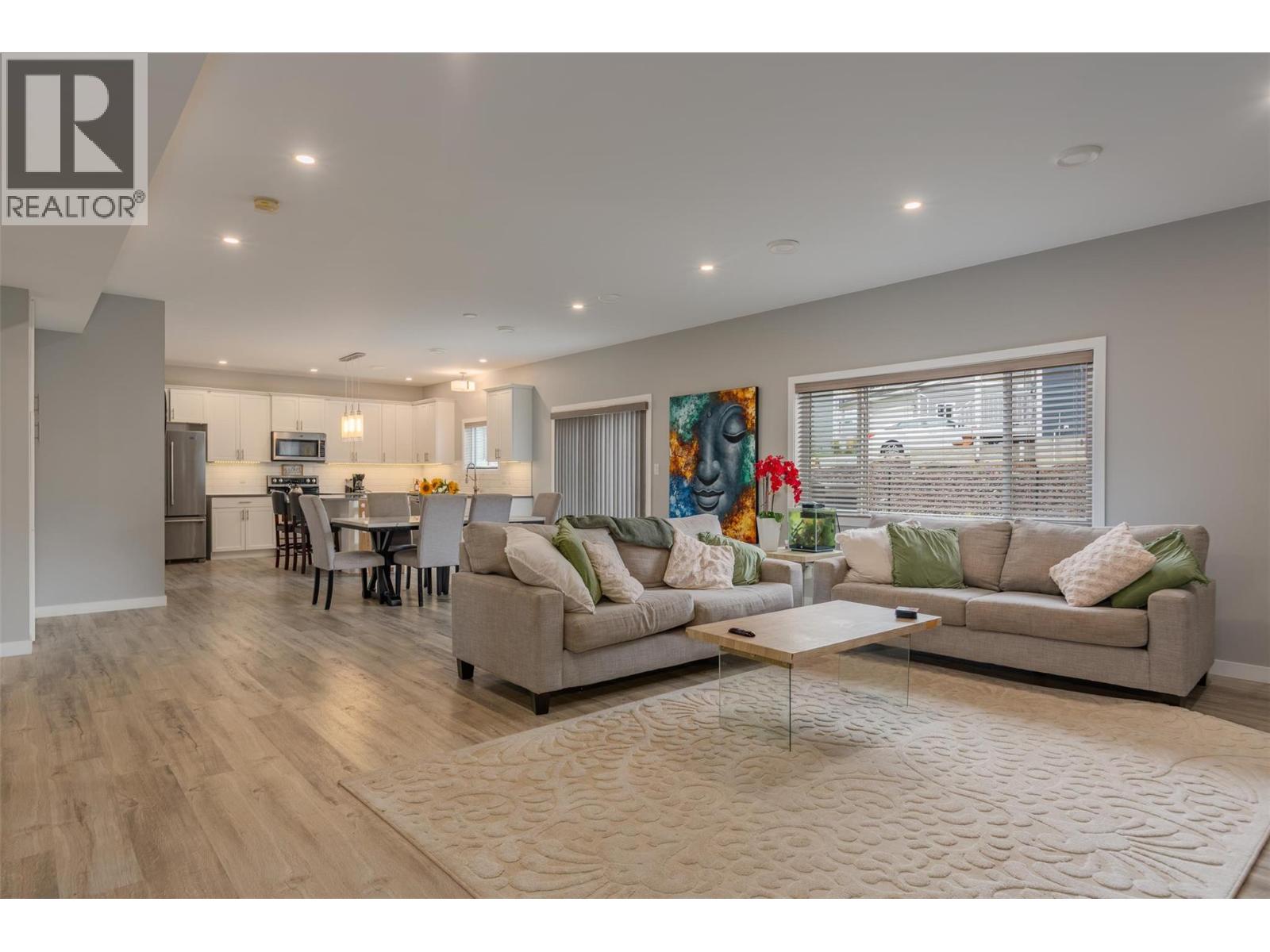 3904 Grandview Drive Property Photo 11