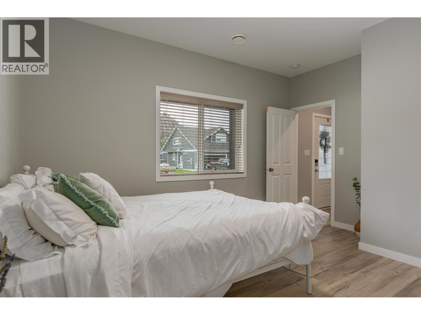 3904 Grandview Drive Property Photo 22