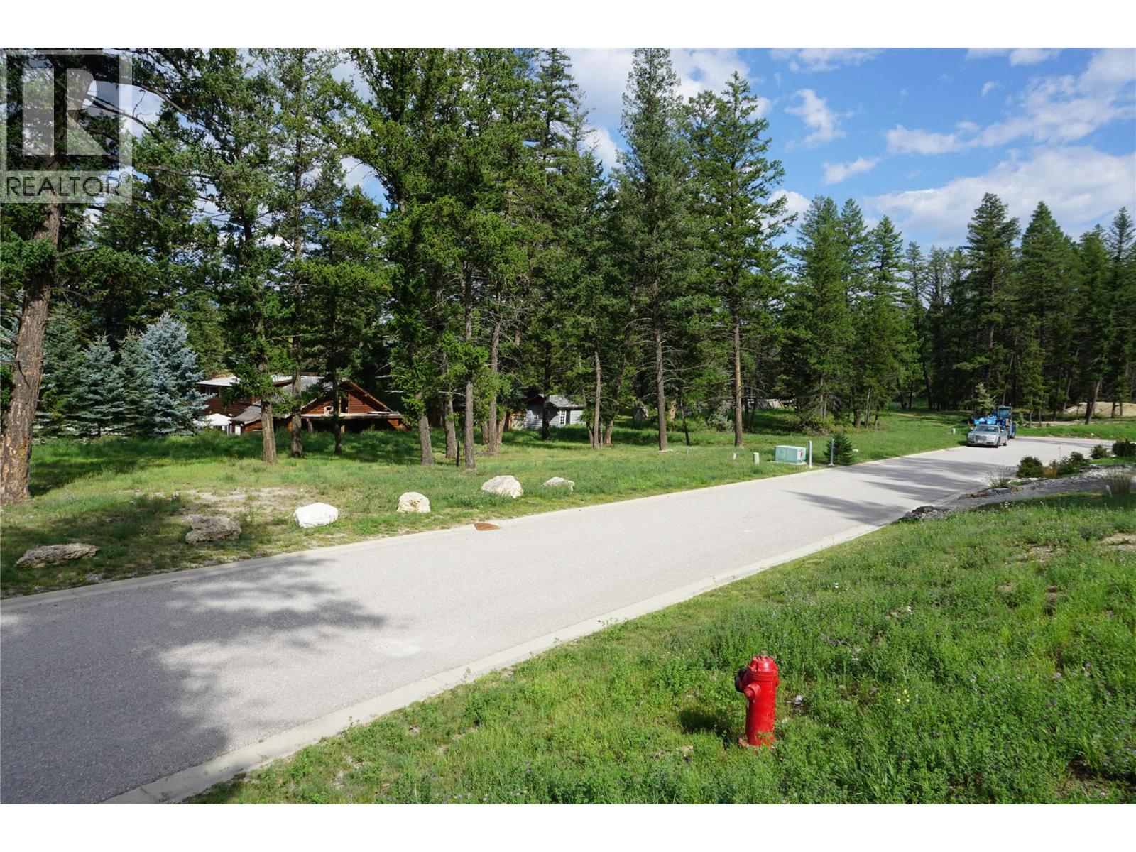 EAGLEBROOK Court Lot# 11 Property Photo 1