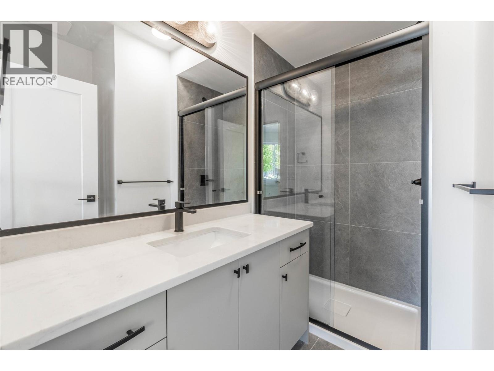 394 Chardonnay Avenue Property Photo 10