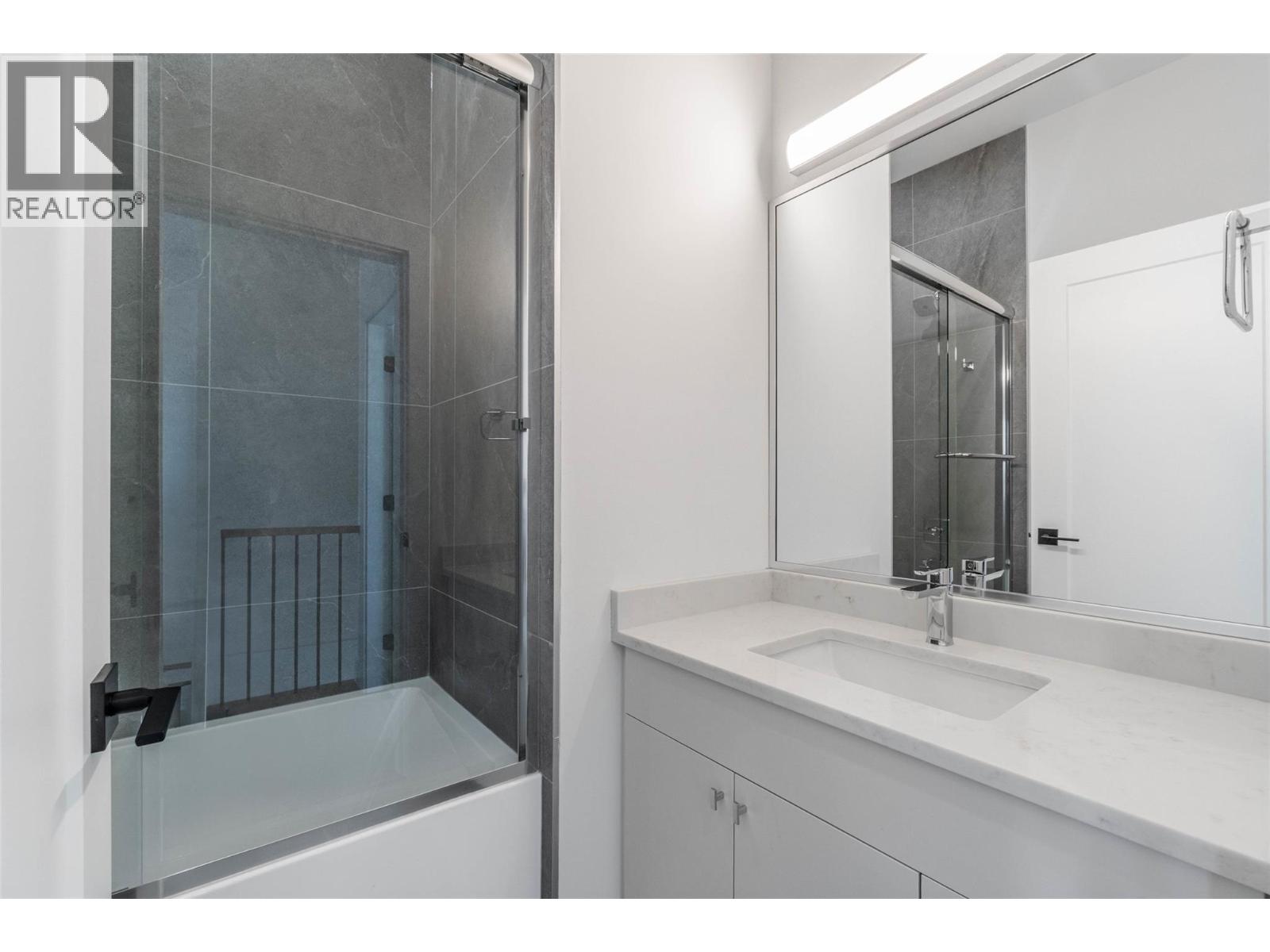 394 Chardonnay Avenue Property Photo 28