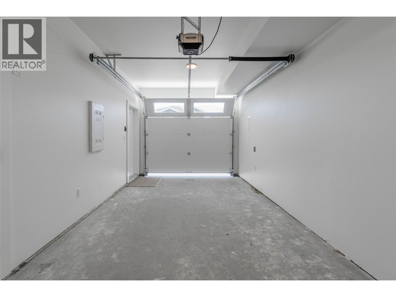 394 Chardonnay Avenue Property Photo 30