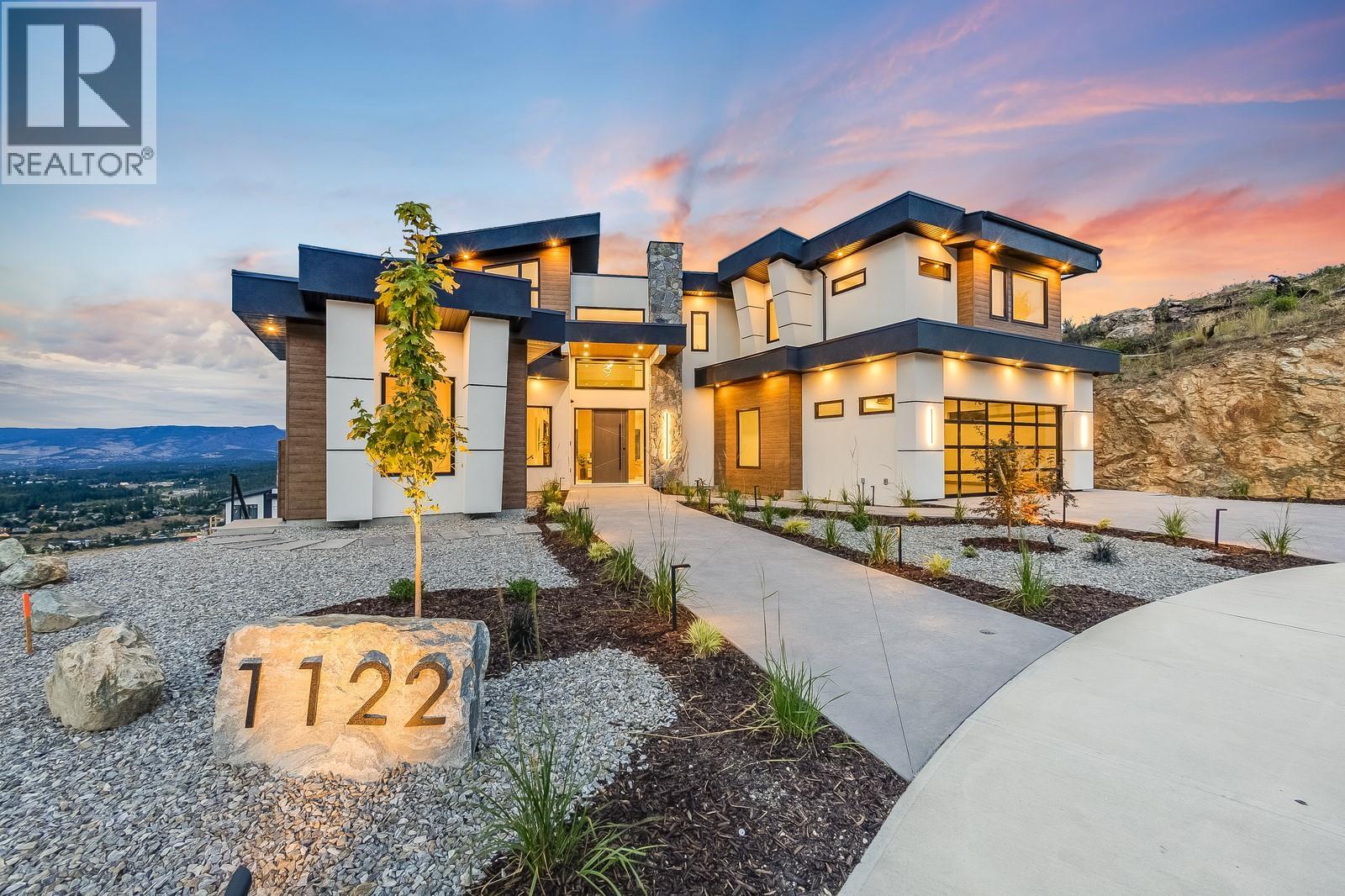 1122 Pearcy Court Property Photo 2