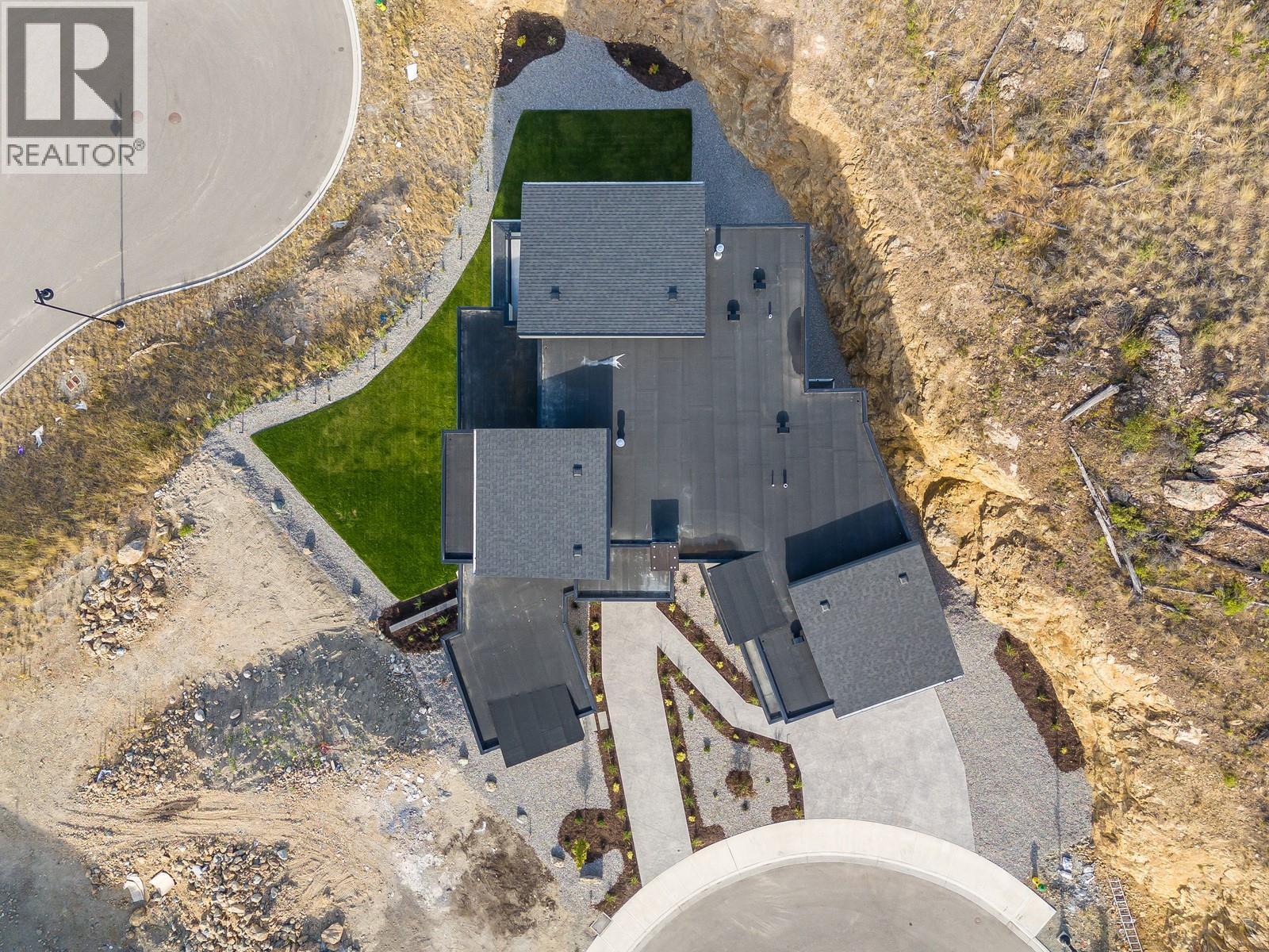 1122 Pearcy Court Property Photo 3