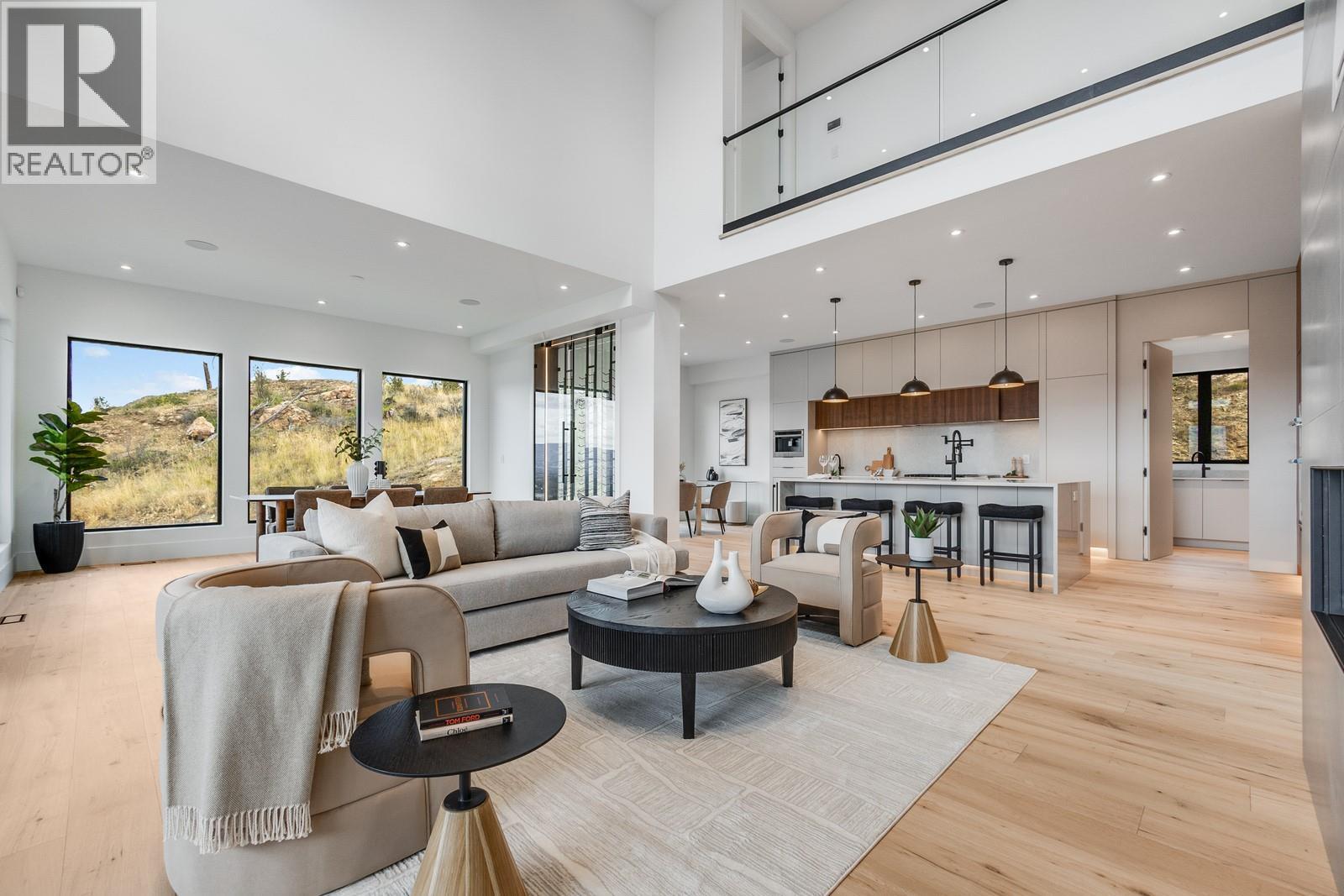 1122 Pearcy Court Property Photo 9