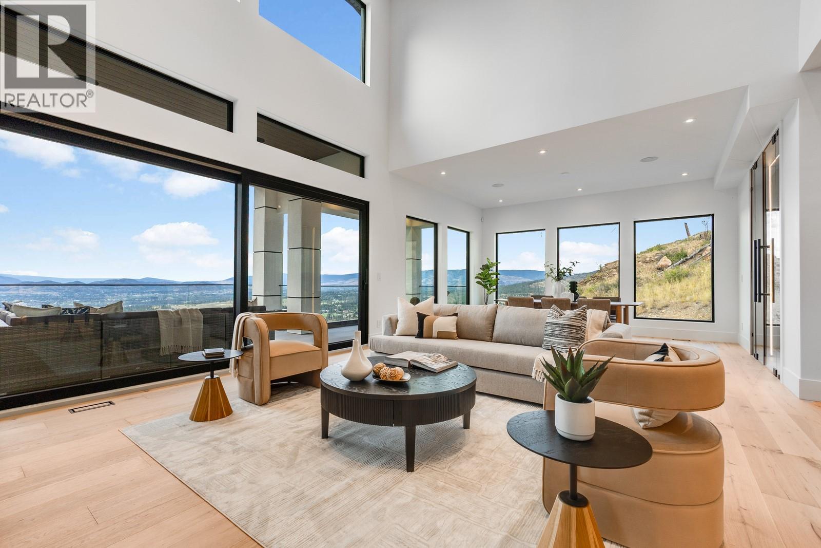 1122 Pearcy Court Property Photo 10