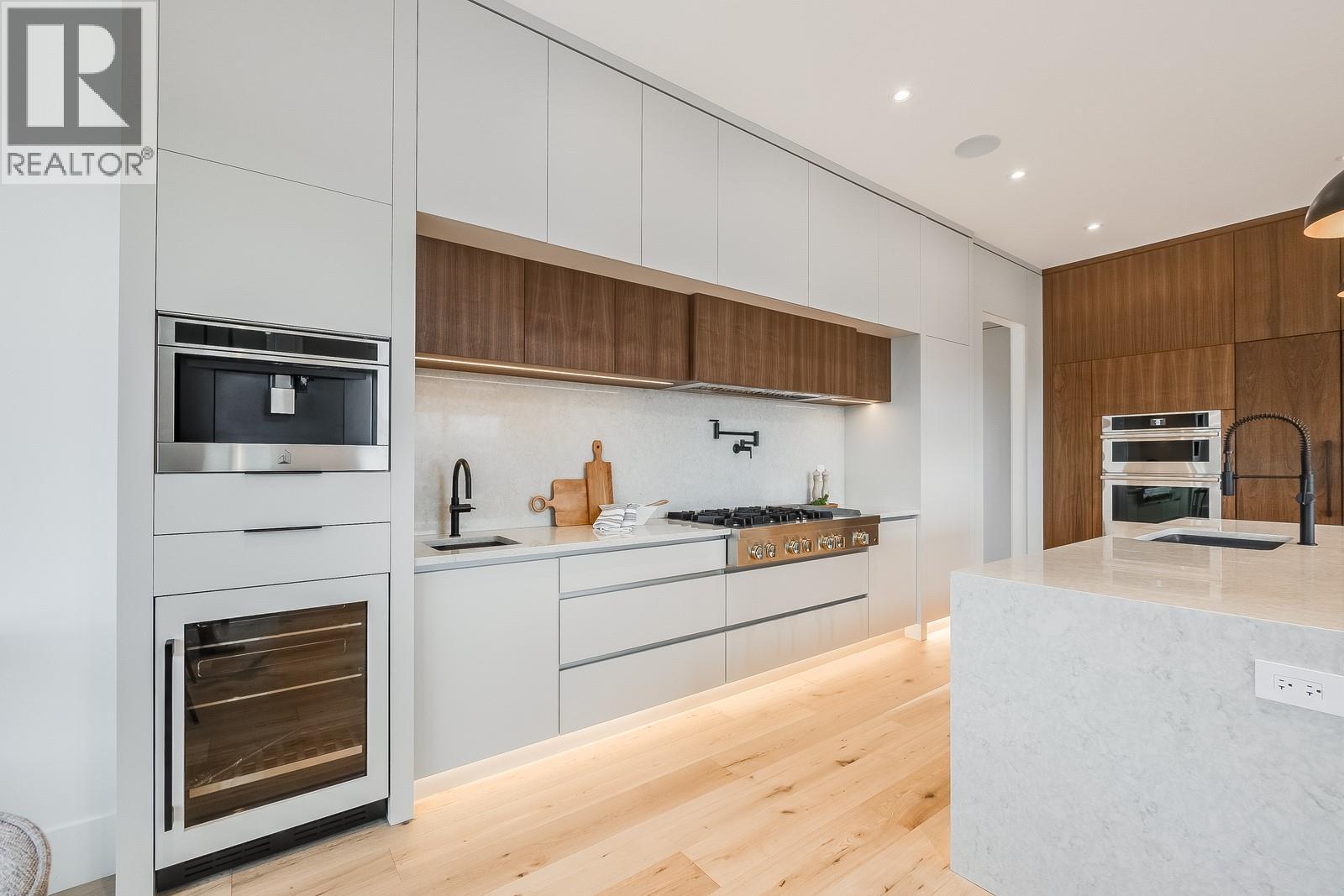 1122 Pearcy Court Property Photo 22