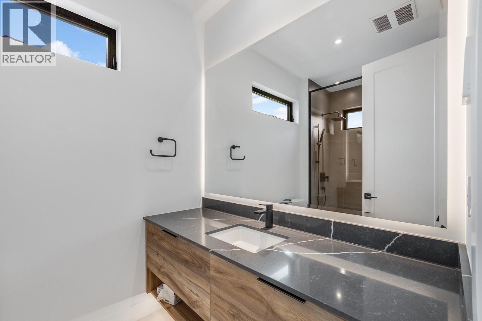 1122 Pearcy Court Property Photo 45