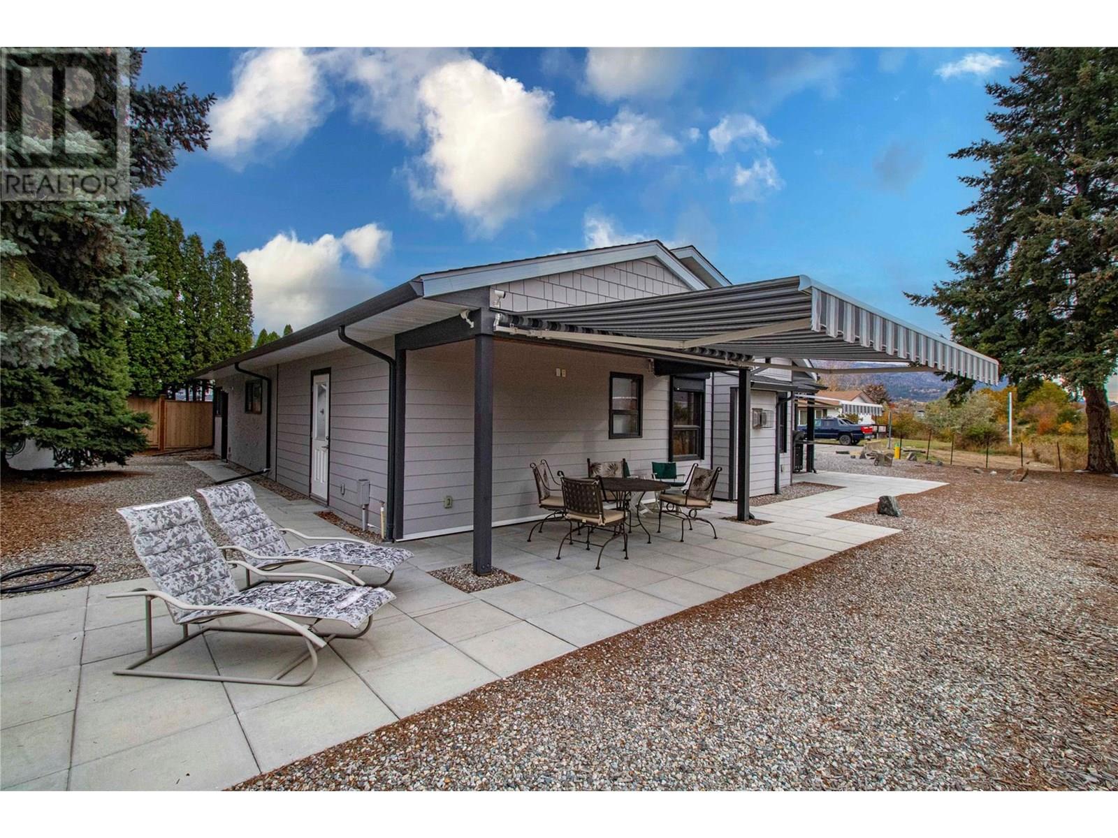 303 Roy Avenue Property Photo 4