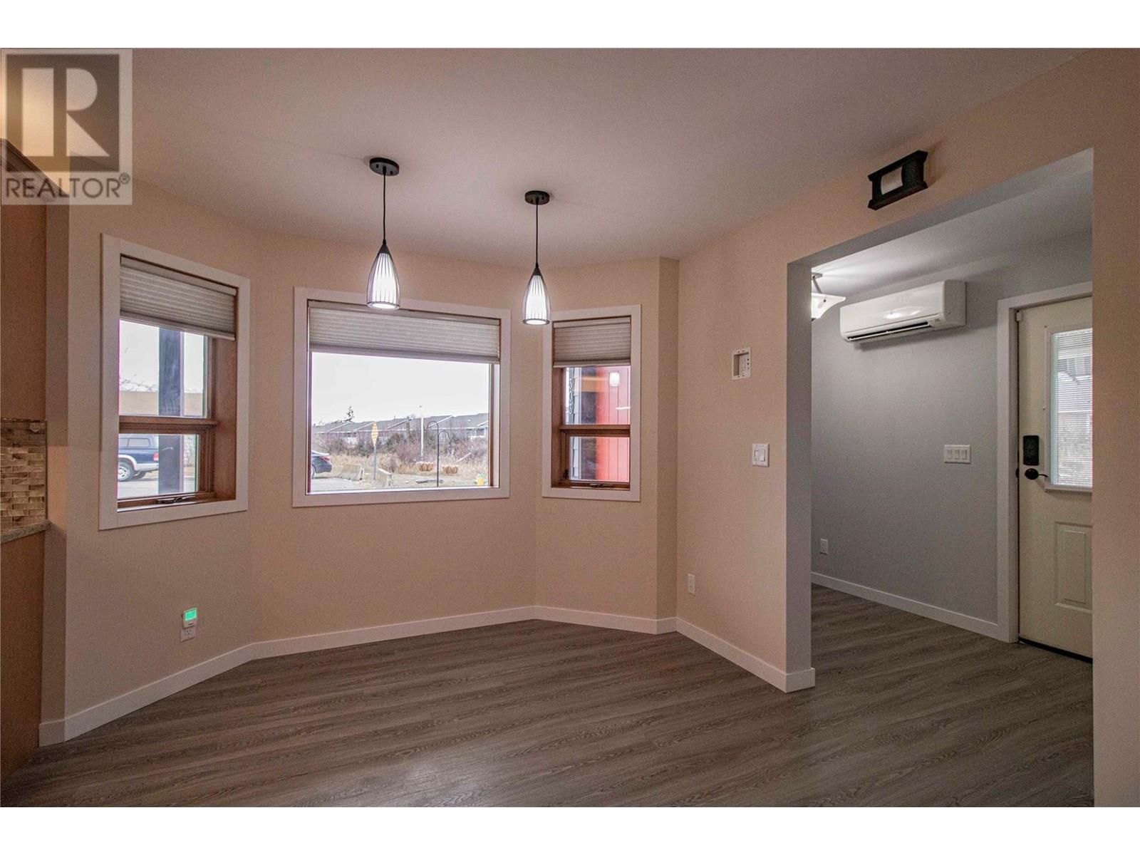 303 Roy Avenue Property Photo 17